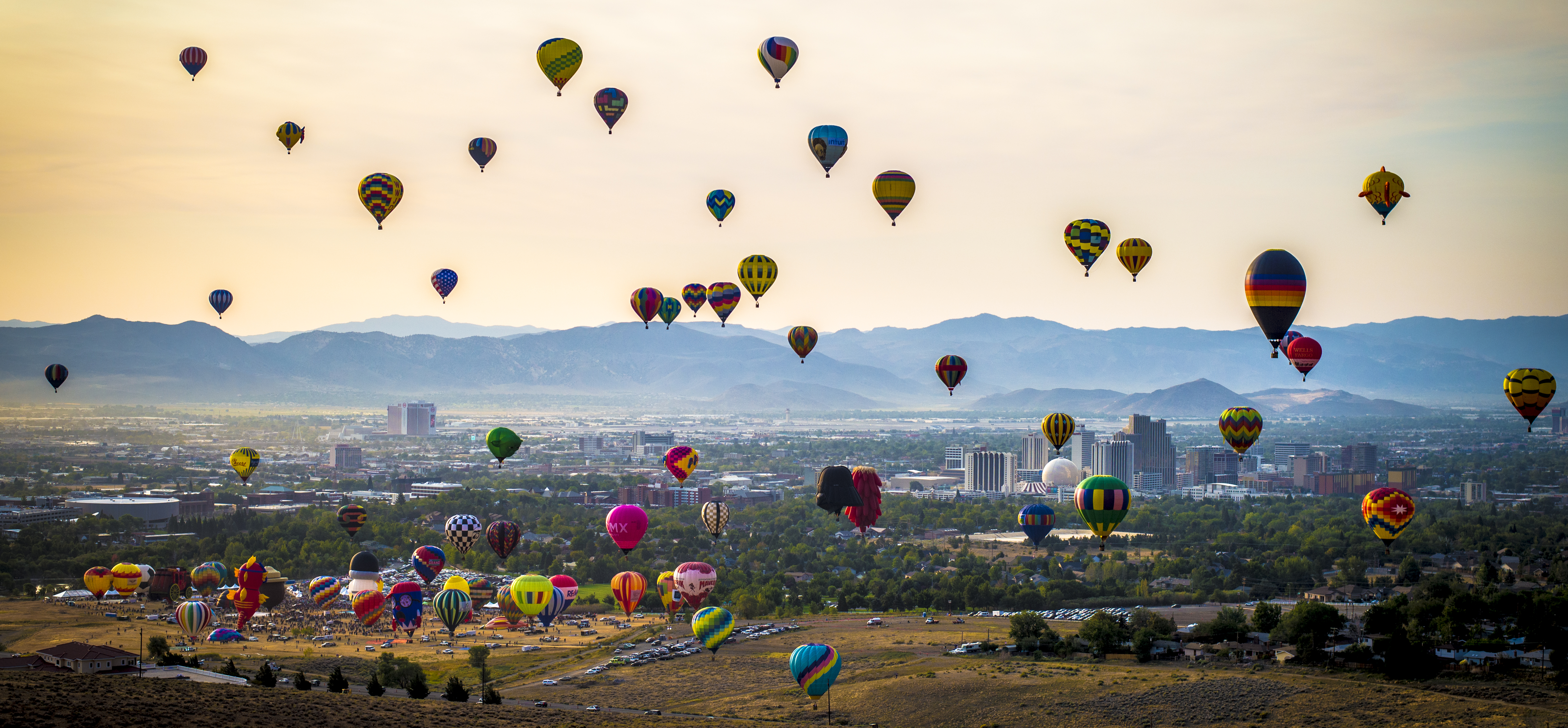 Wallpaper, city, hot, colors, buildings, landscape, Nikon, air, Nevada, balloon, nv, reno, d610 5584x2592