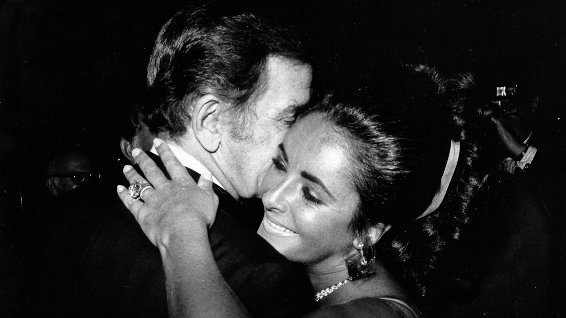 October 10, 1975: Elizabeth Taylor and Richard Burton Secretly Remarried in Africa, Only Sixteen Months After Getting Divorced