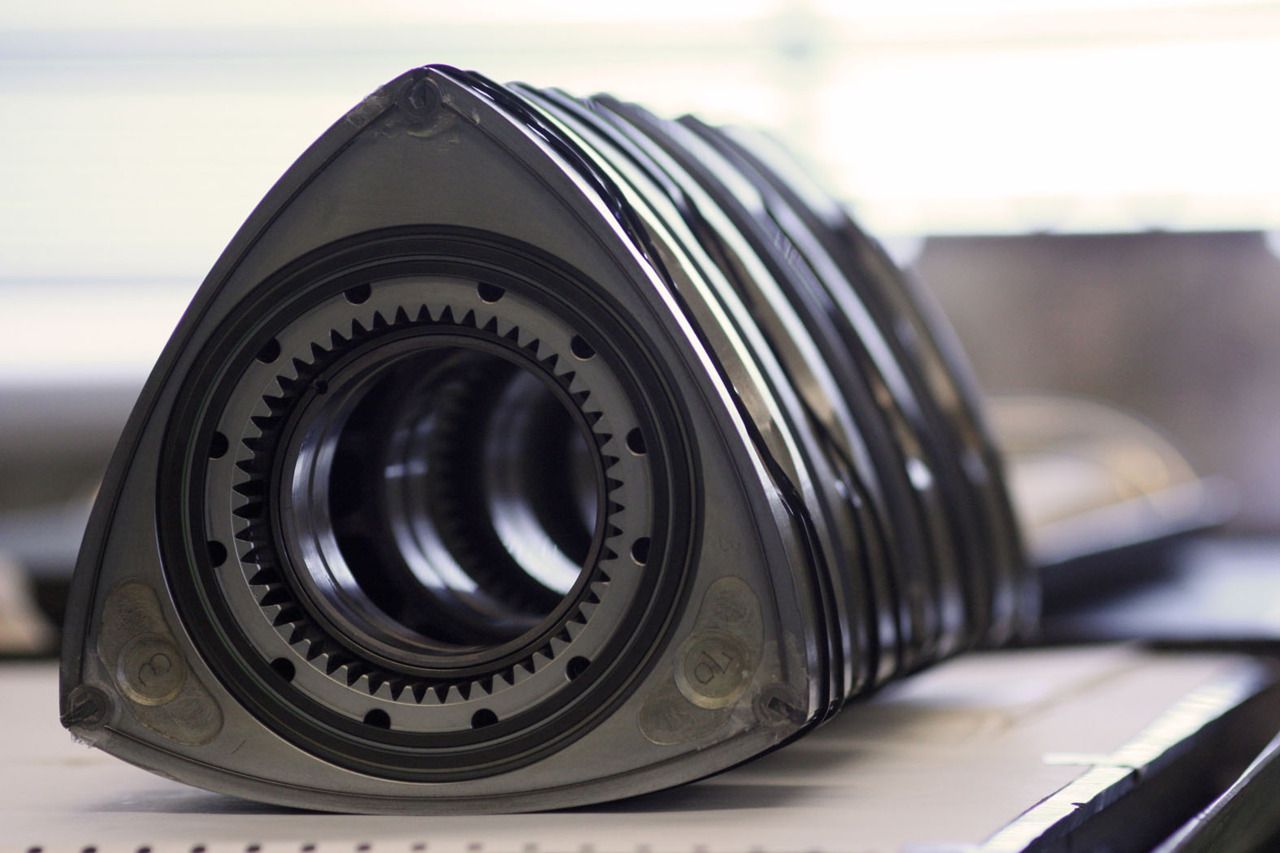 View From the Middle. Mazda, Engineering, Rotary