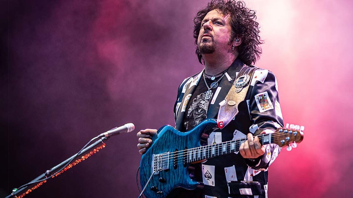 Steve Lukather: “I used to learn George Harrison s**t and everyone thought I was a badass! Now little kids on YouTube play like Stevie Ray Vaughan“