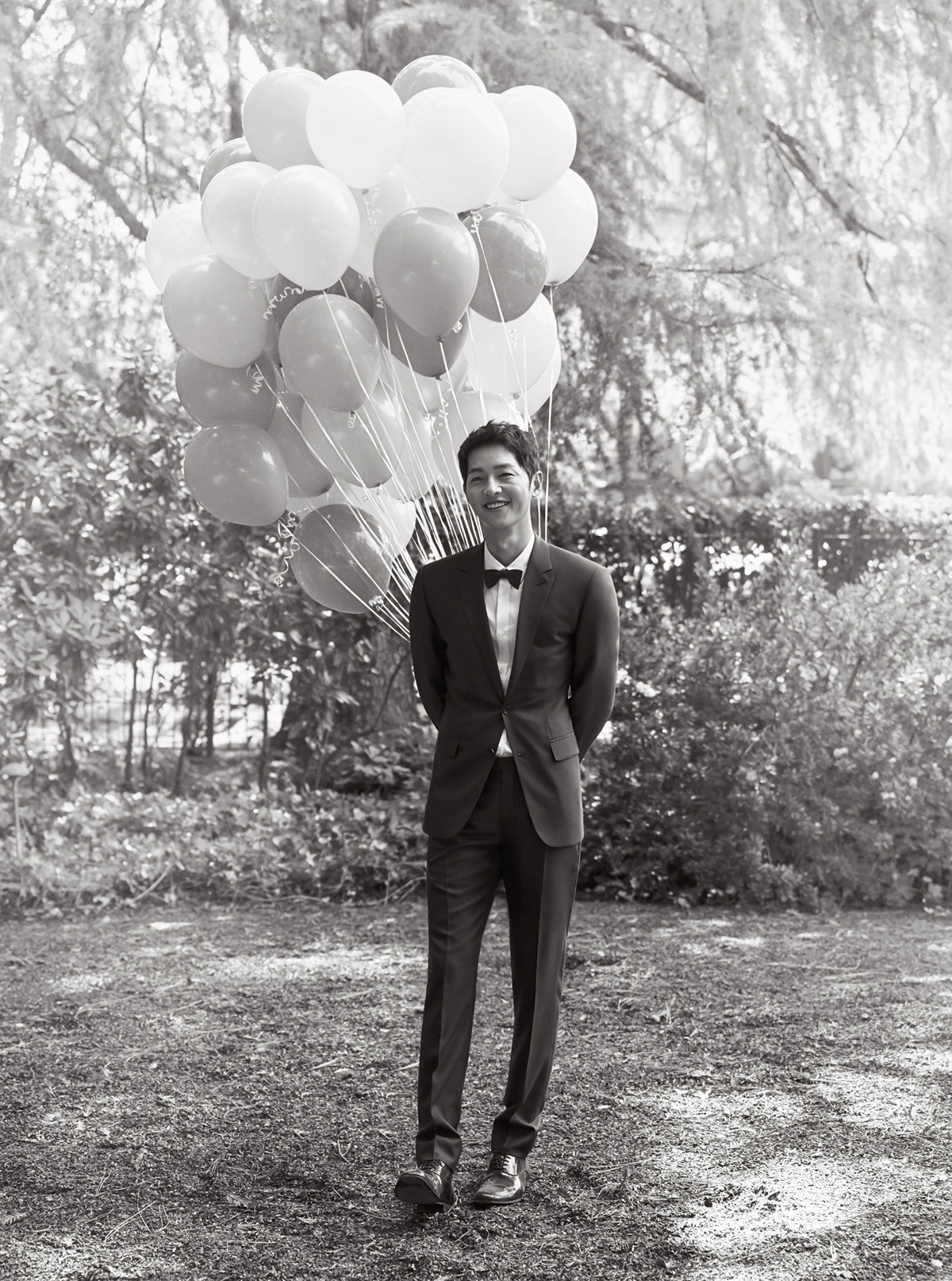 Song Joong Ki and Song Hye Kyo Release HD Photo of Their Wedding