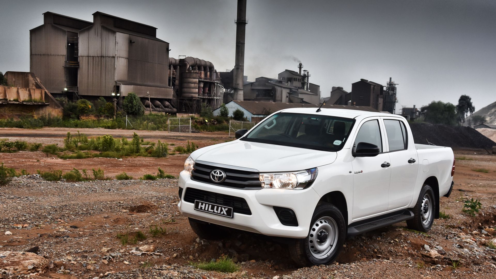 Wallpaper Toyota Hilux, 4x4, SRX, Double Cab, pickup, white, Cars & Bikes