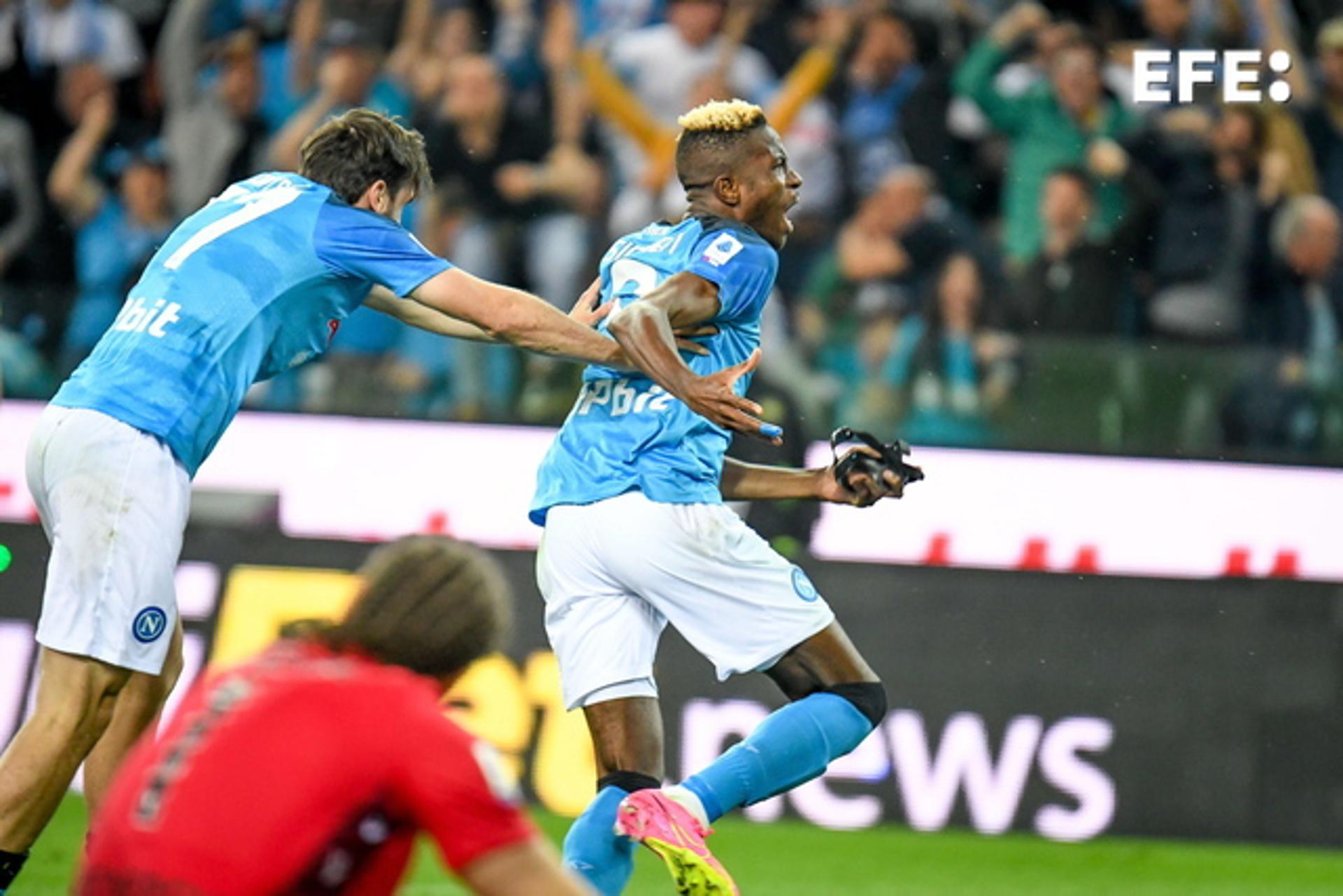 Napoli clinch 1st Serie A title since Maradona era