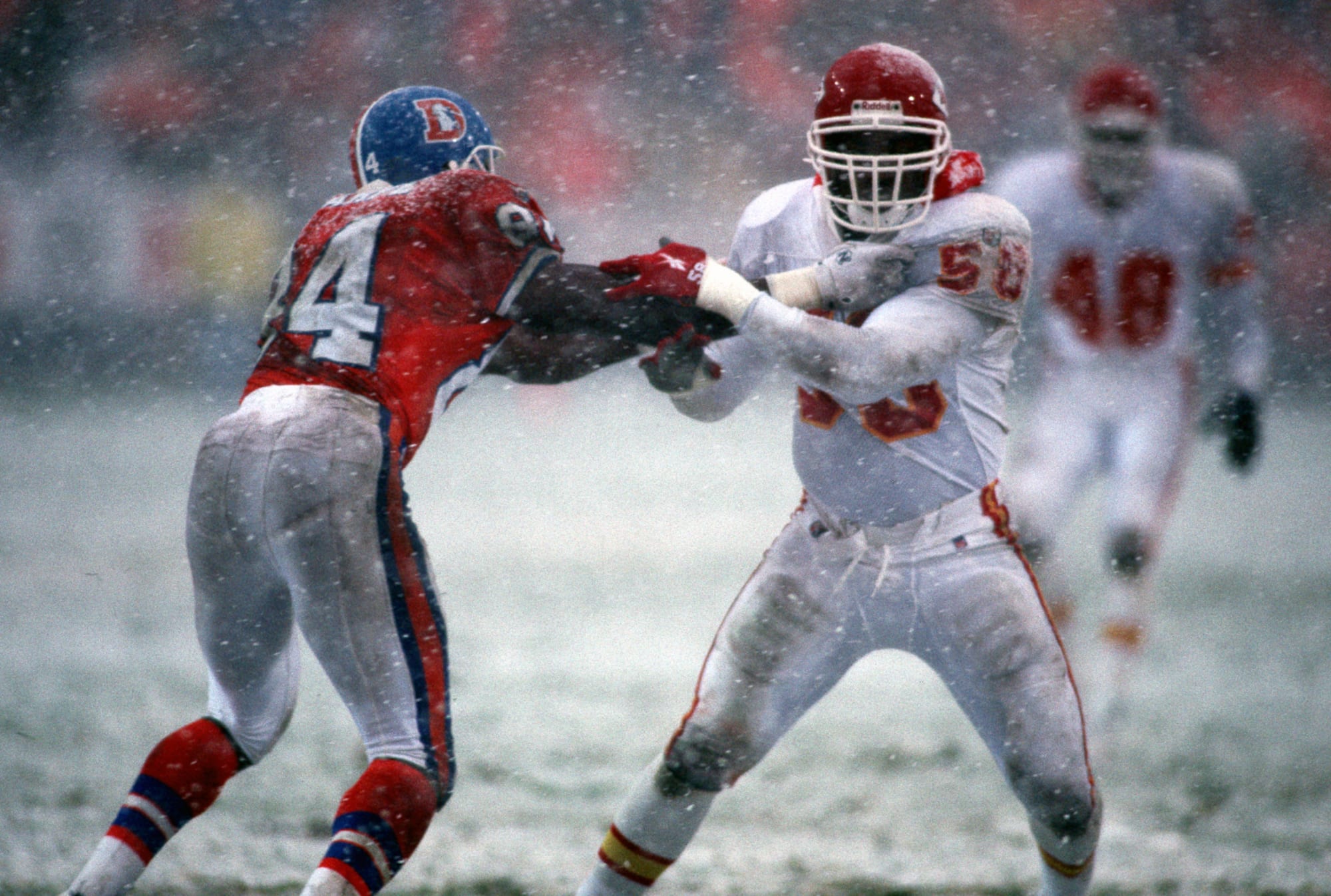 Chiefs Chatter: Derrick Thomas, Dad and becoming a Kansas City fan
