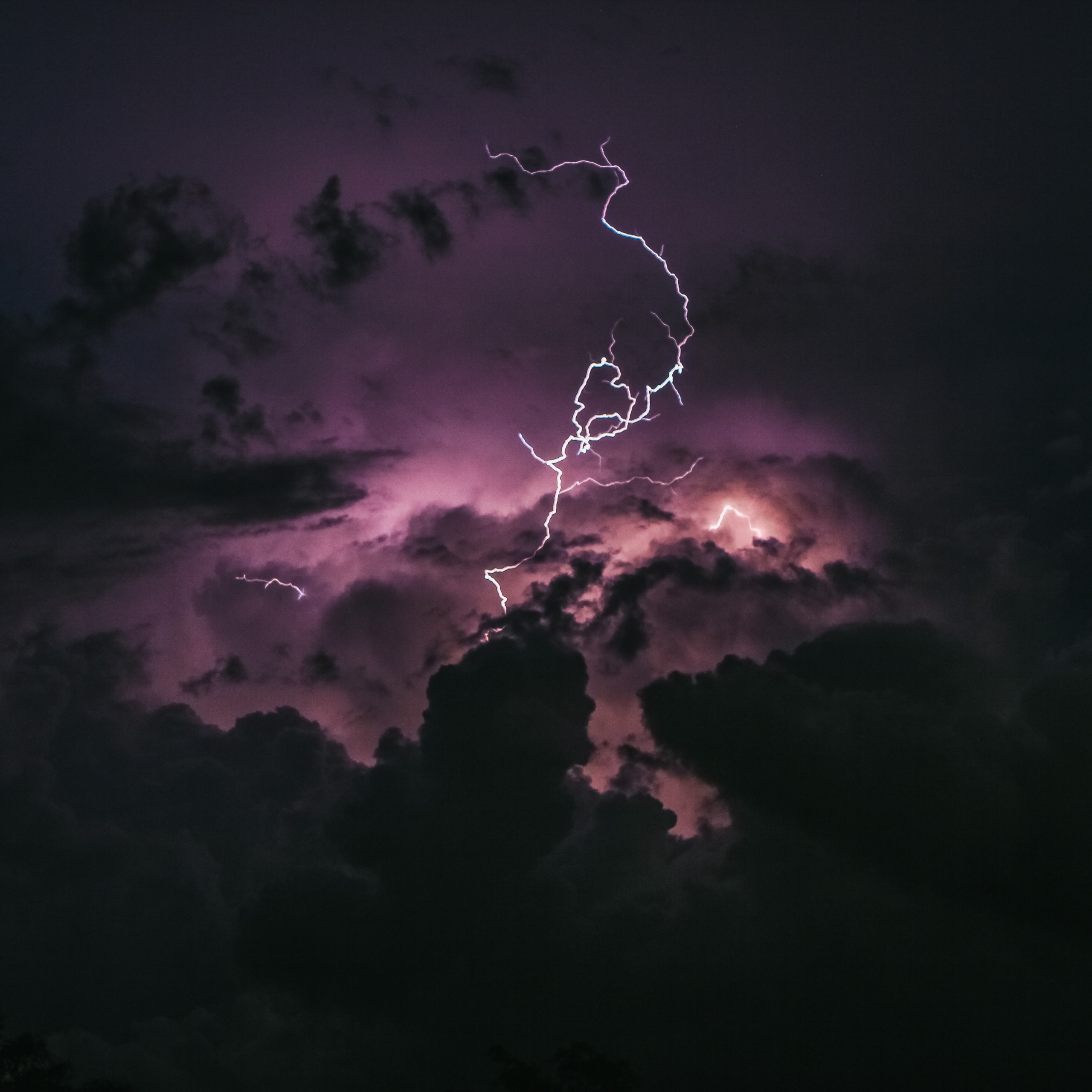 Lightning Strike Wallpaper 4K, Stormy Clouds, Dark Sky, Nature