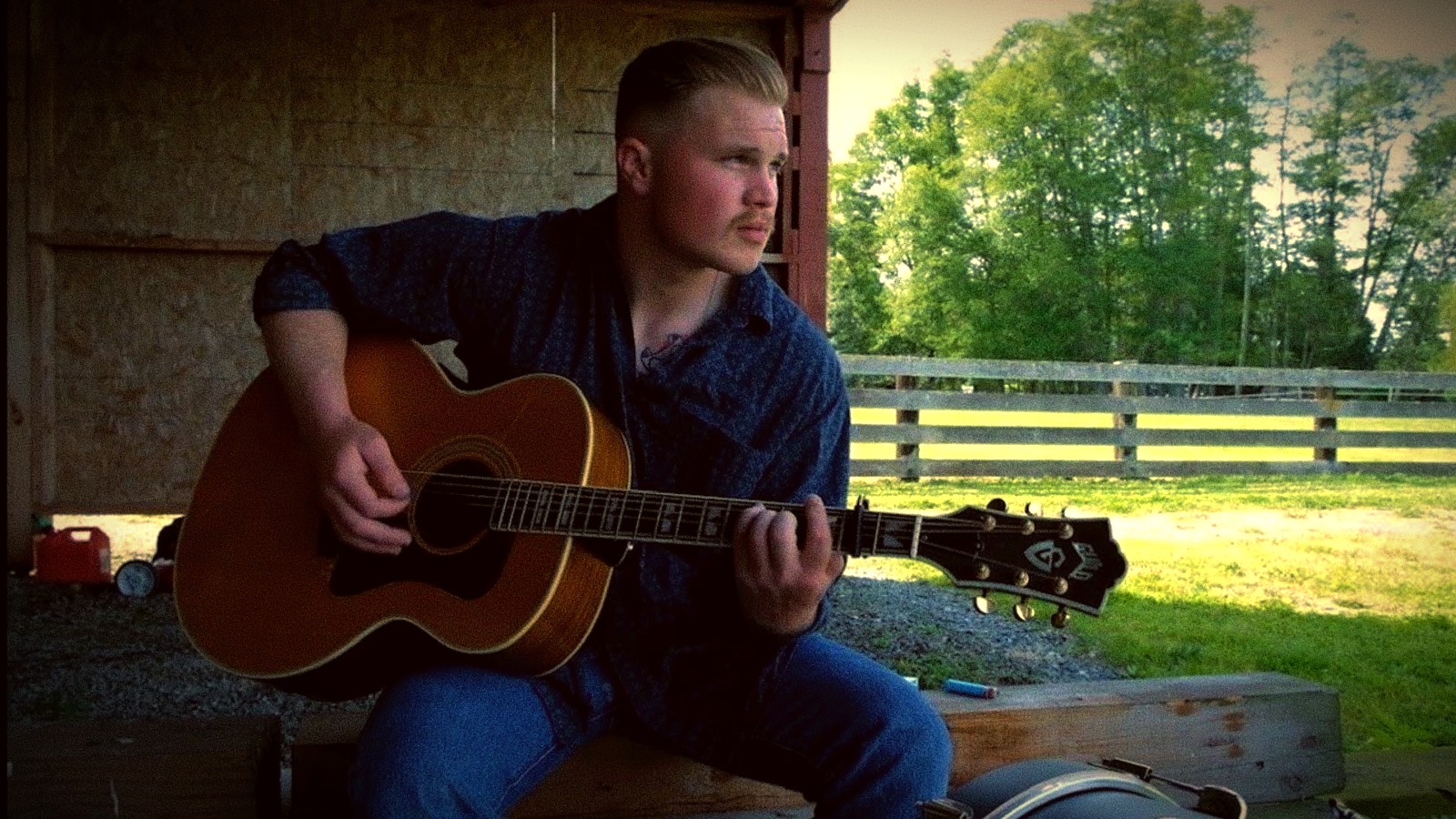 Zach Bryan Wallpaper  iXpap  Bryan Country music artists Music