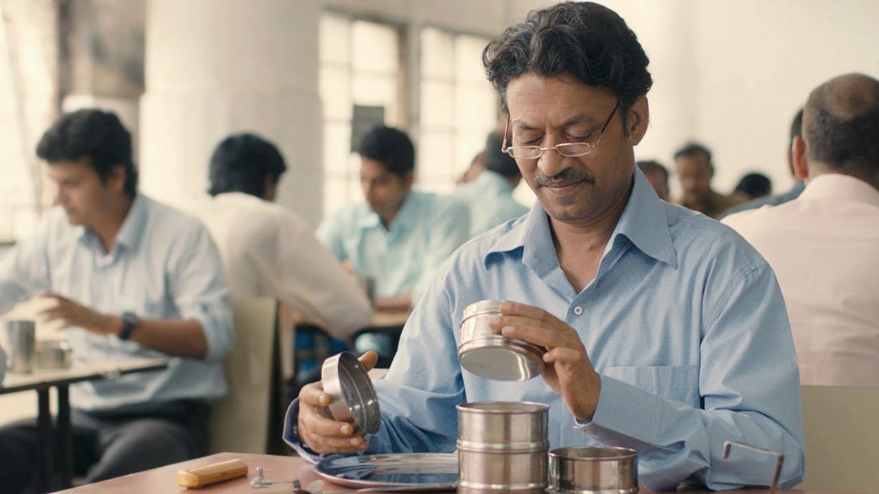 The lunchbox -movie. Film aesthetic, Movie scenes, Scene photo