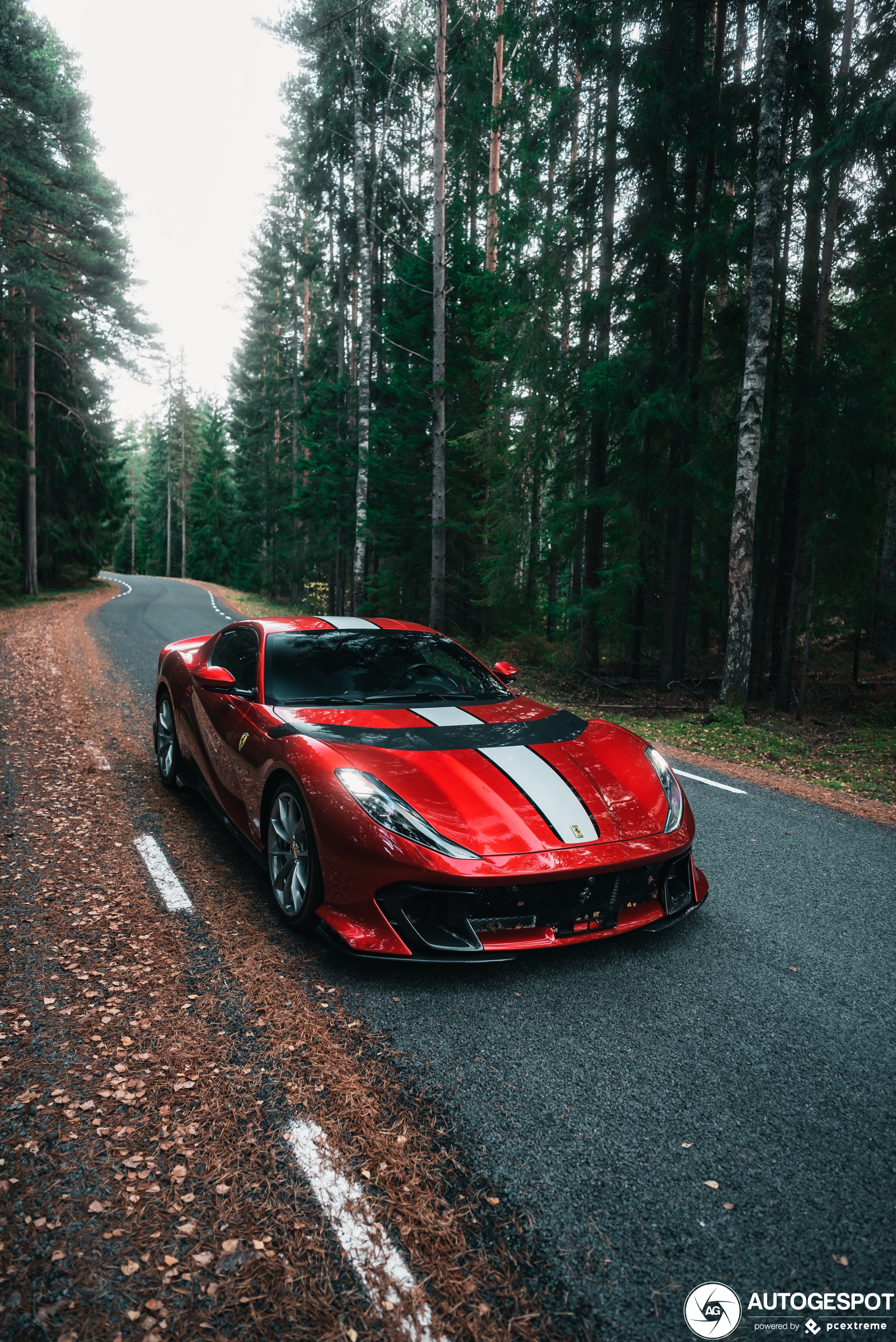 Ferrari 812 Competizione December 2022