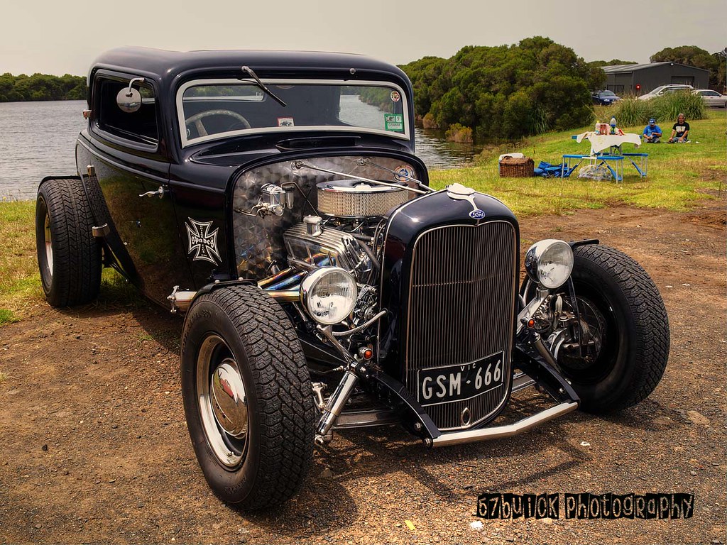 Ford Coupe. Awesome black 32 Ford hot rod. Ford Customline