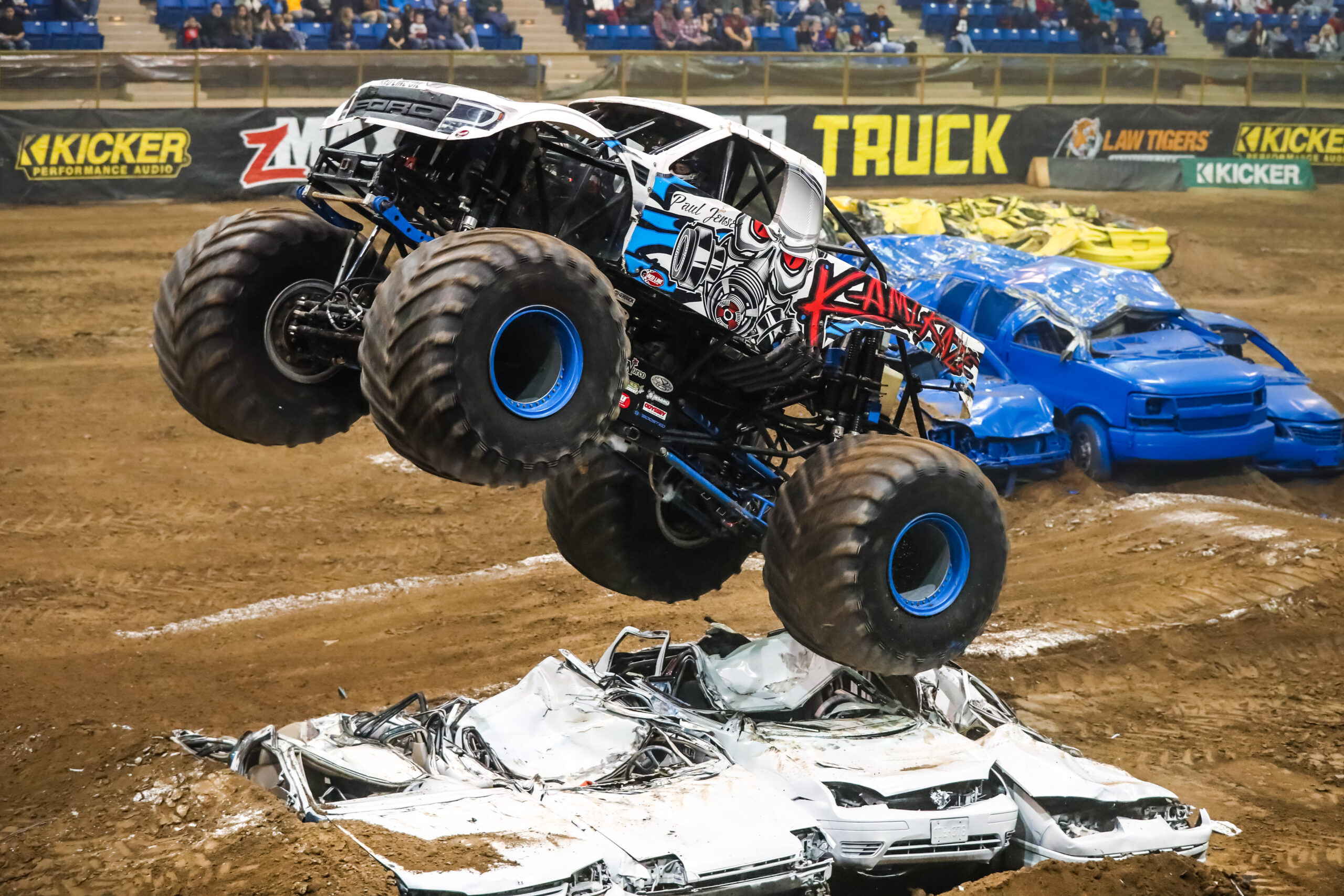 Monster Truck Wallpaper: 4K, HD, 1920x1080 Phone & Desktop Background