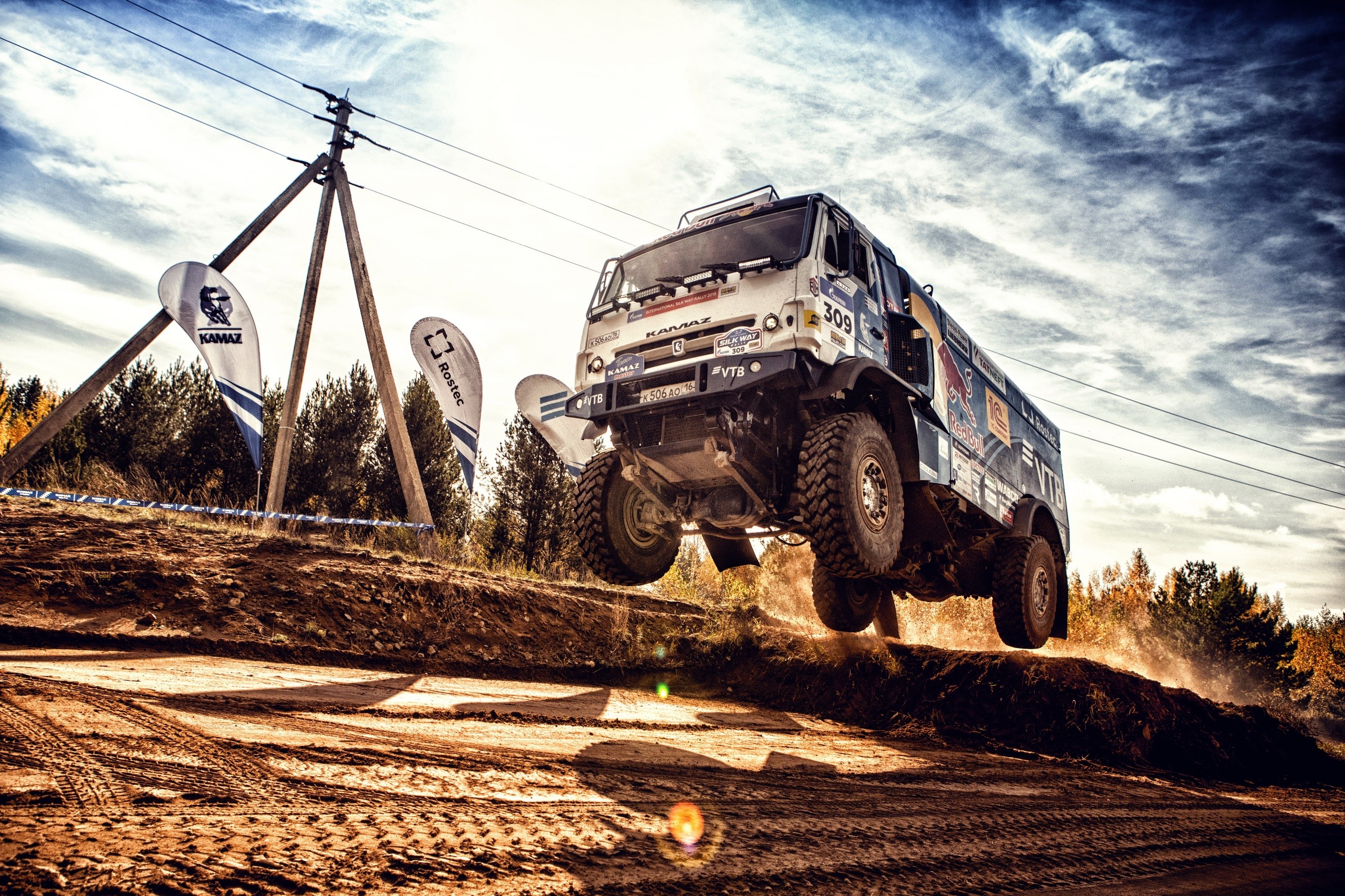 Wallpaper / racing, trucks, vehicle, dirt, Kamaz free download
