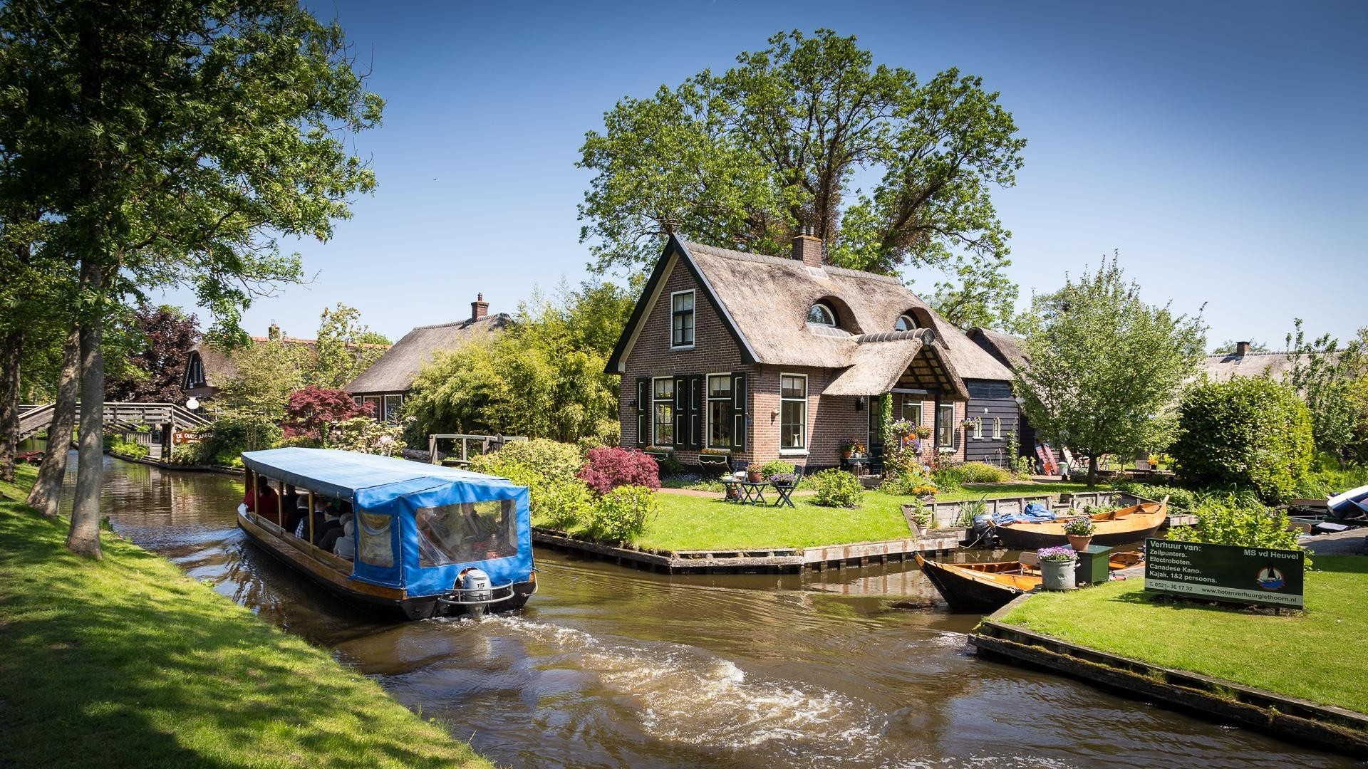Wallpaper, trees, people, boat, flowers, garden, architecture, water, grass, vehicle, house, Tourism, village, river, resort, summer, Netherlands, canal, cottage, estate, boathouse, waterway, landform 1920x1080