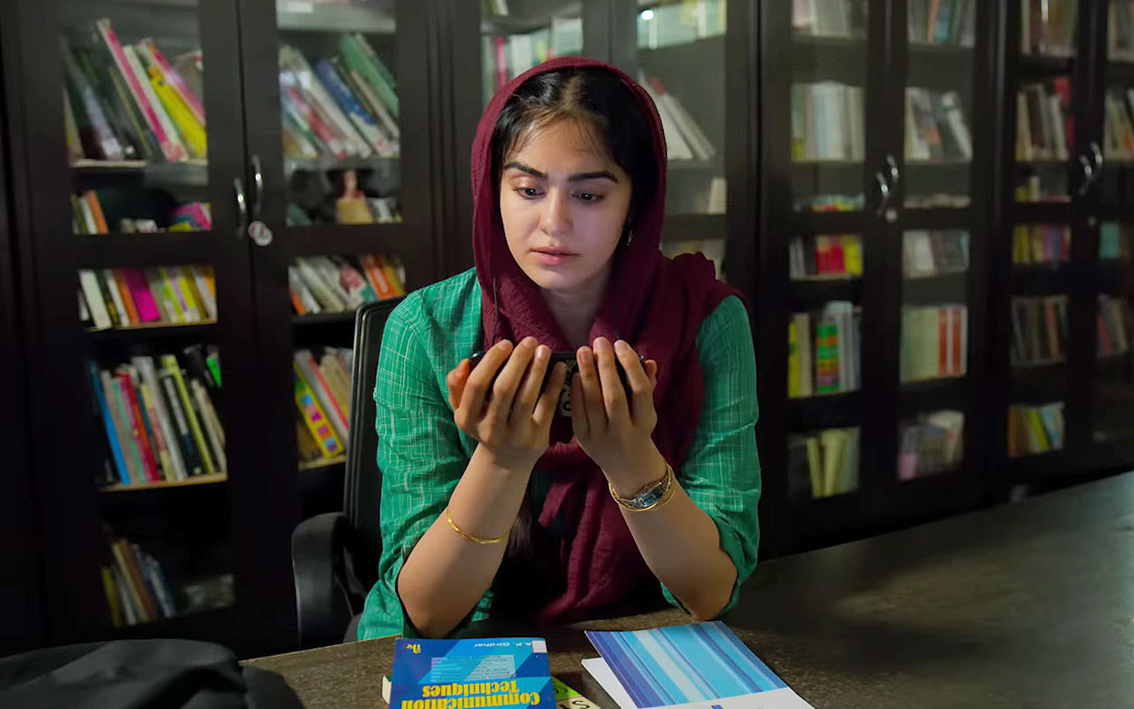 The Kerala Story Box Office Estimate Day 5: Shows 10% growth on Tuesday over Monday; collects Rs. 11 cr. :Bollywood Box Office