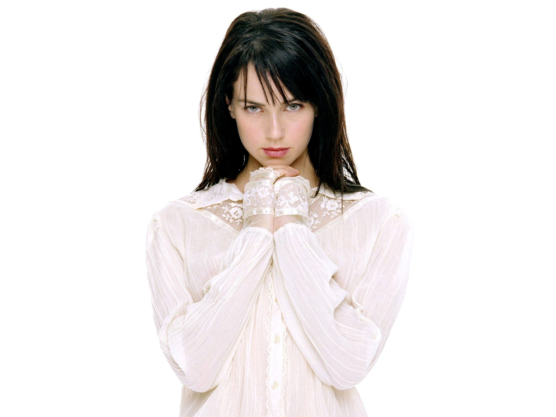 Mia Kirshner Wallpaperx1440