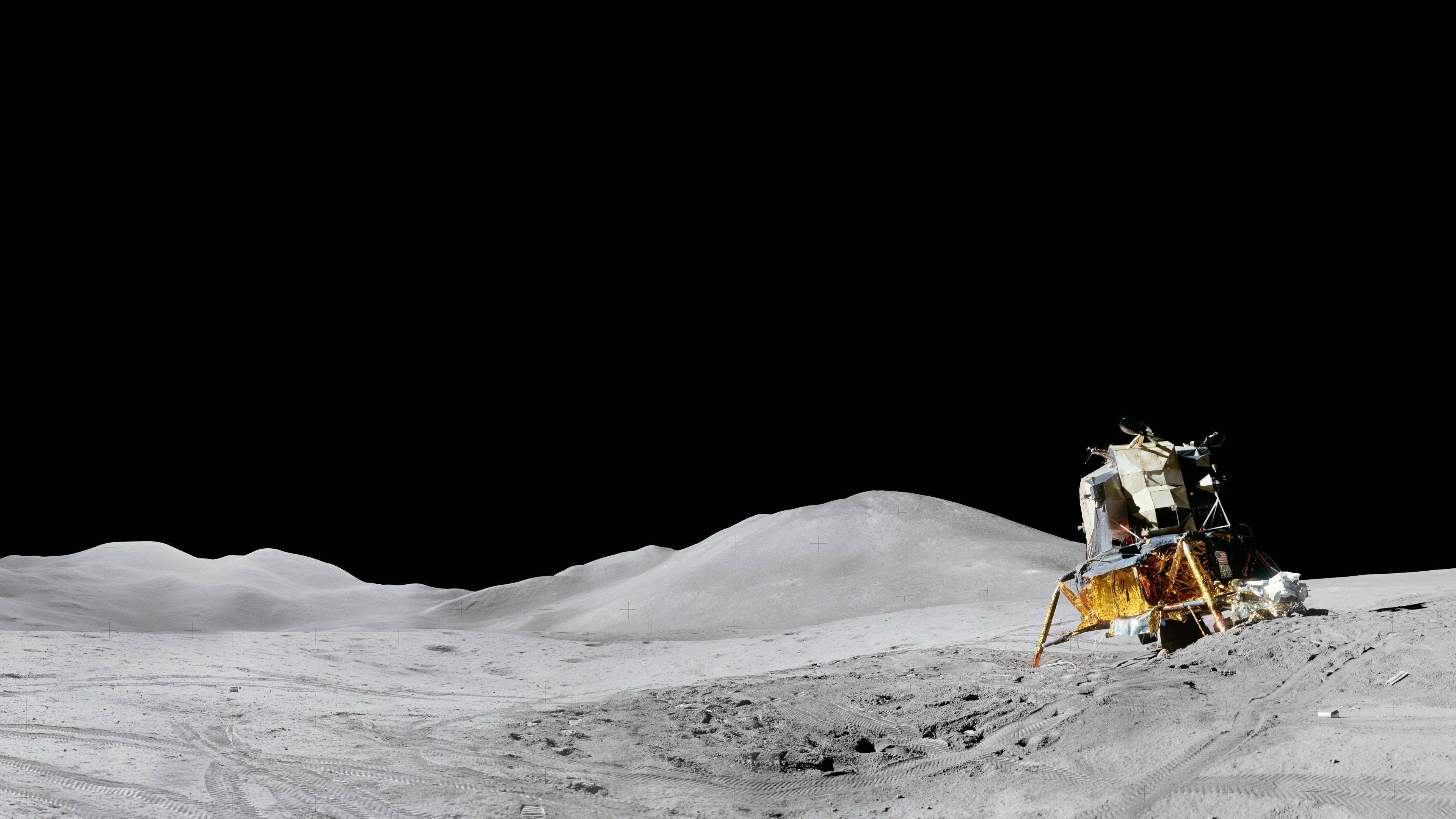 Lunar Module Wallpaper