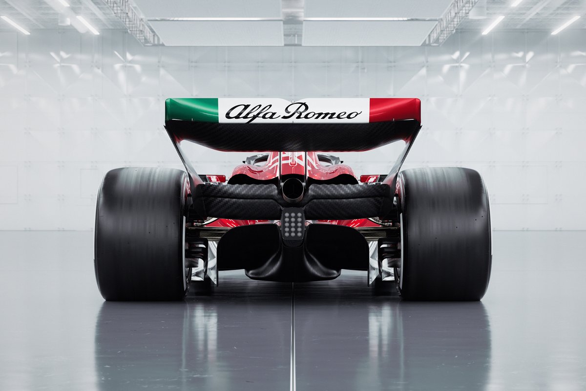 Alfa Romeo unveils new look for 2023 F1 car
