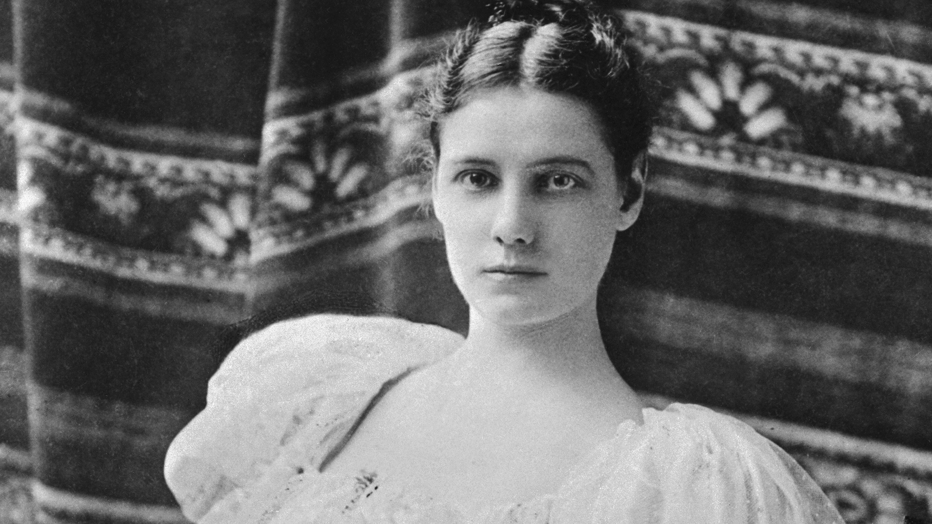 January 25, 1890: Nellie Bly Completed Her Record Breaking Trip Around The World In 72 Days