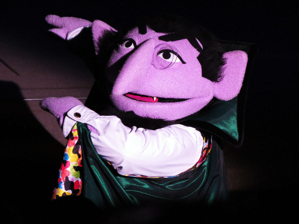 Count Von Count. Countdown to Halloween, SeaWorld Orlando