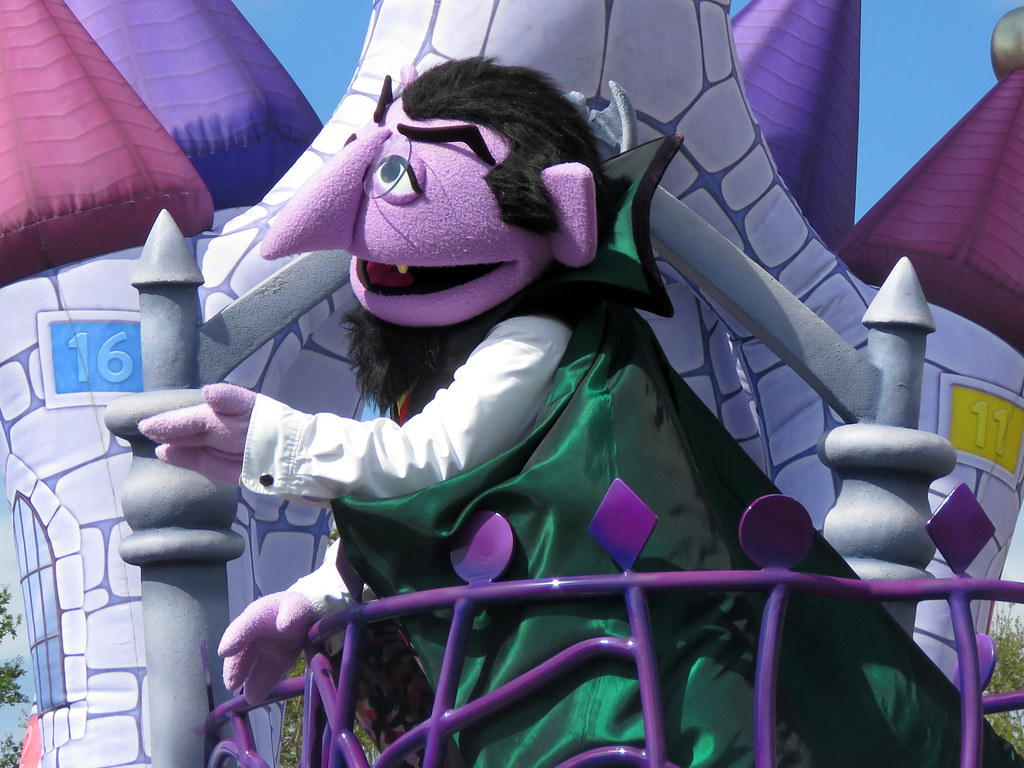 Count Von Count. Sesame Street Party Parade, SeaWorld Orlan