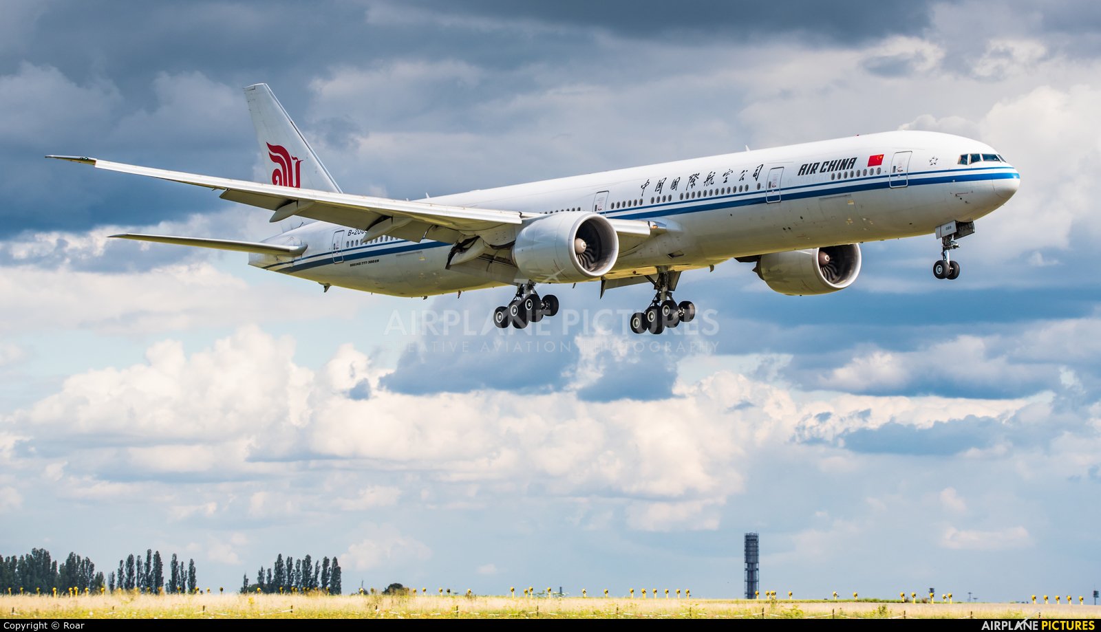 B 2089 China Boeing 777 300ER At Paris De Gaulle. Photo ID 944497
