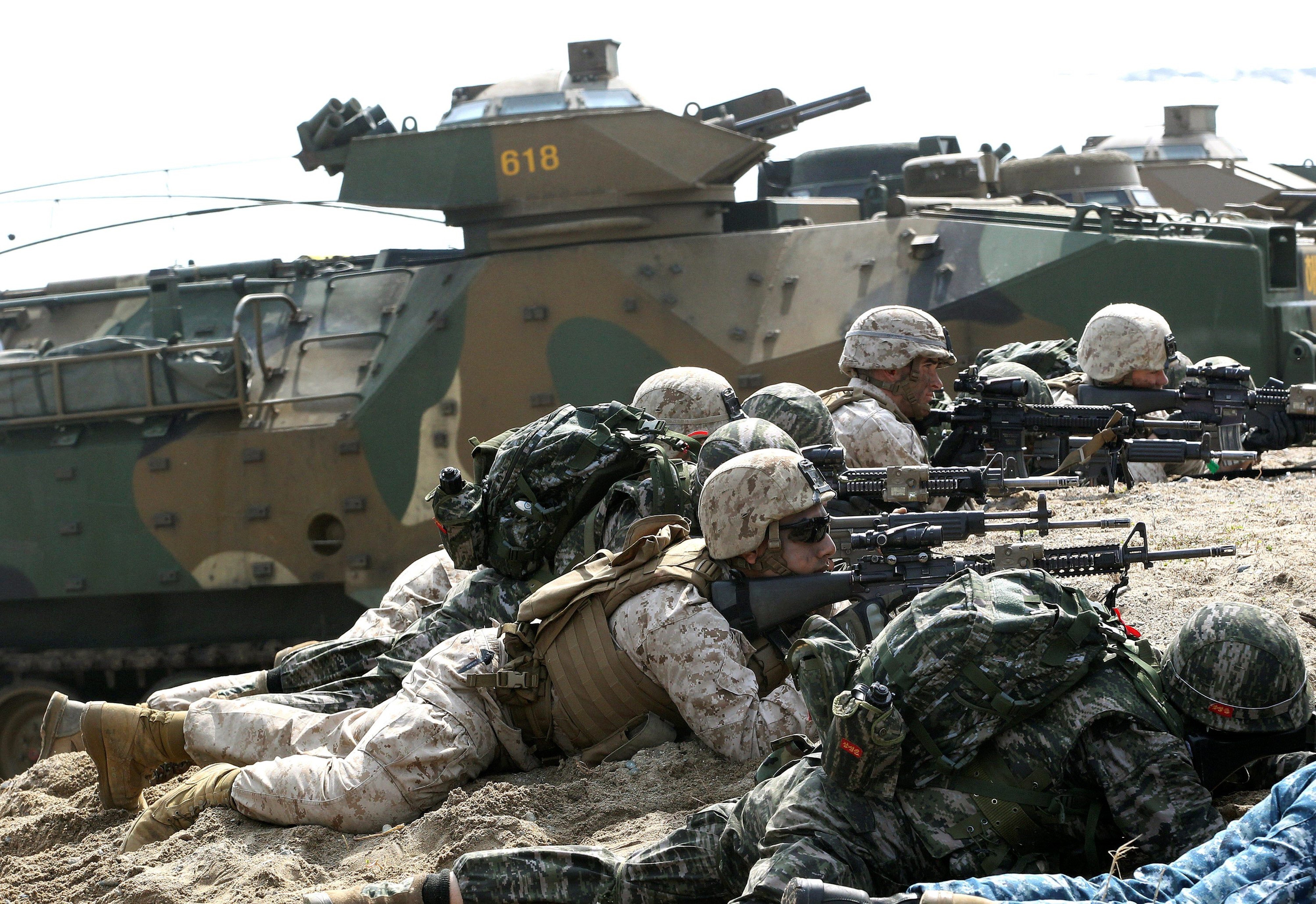 Wallpaper, 2014, 4000x2748 px, armored, army, korea, military, rifle, soldiers, south, troops, vehicle 4000x2748