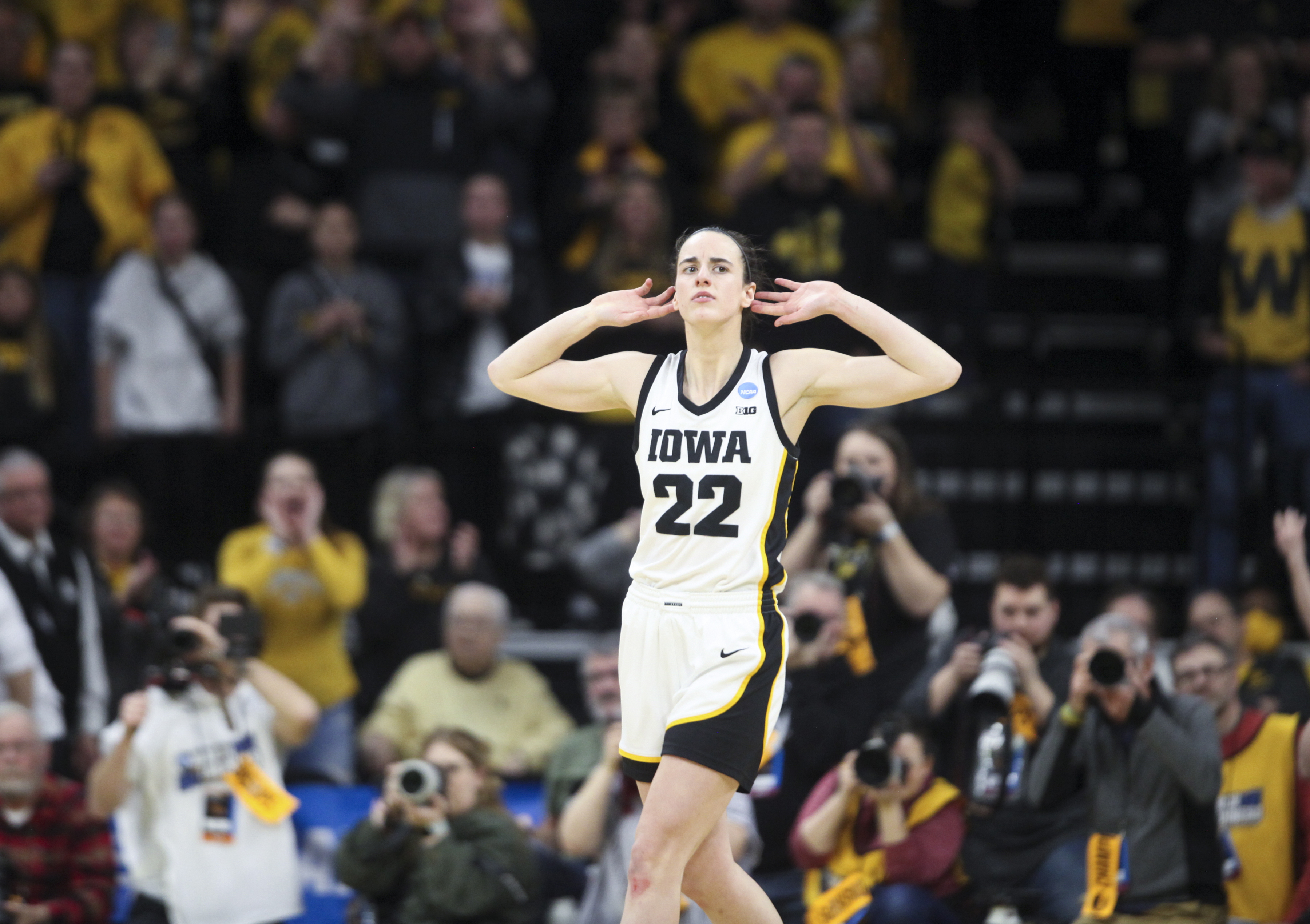 Iowa's Caitlin Clark becoming marketing superstar in March Madness