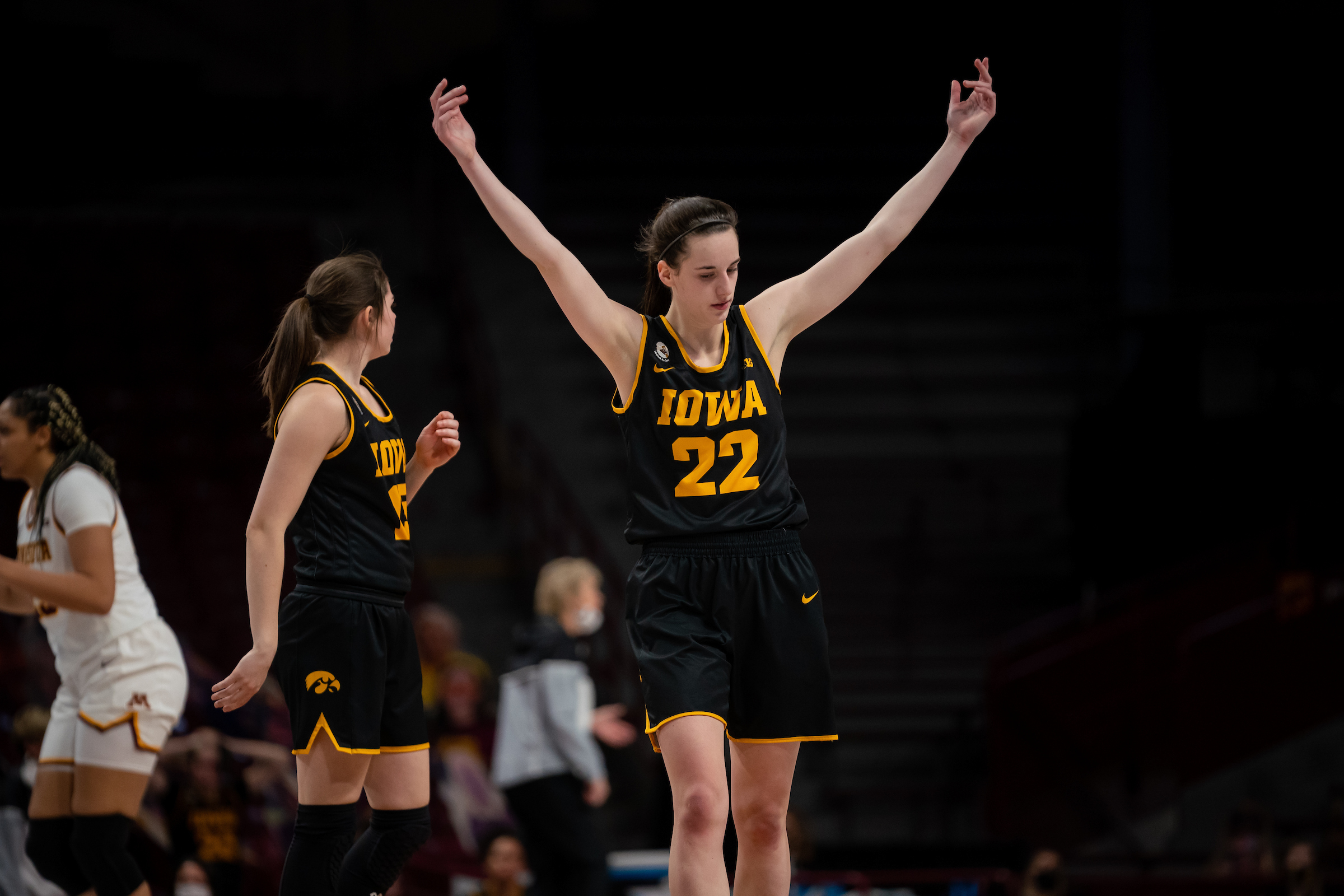 Iowa's Caitlin Clark named Point Guard of the Year finalist