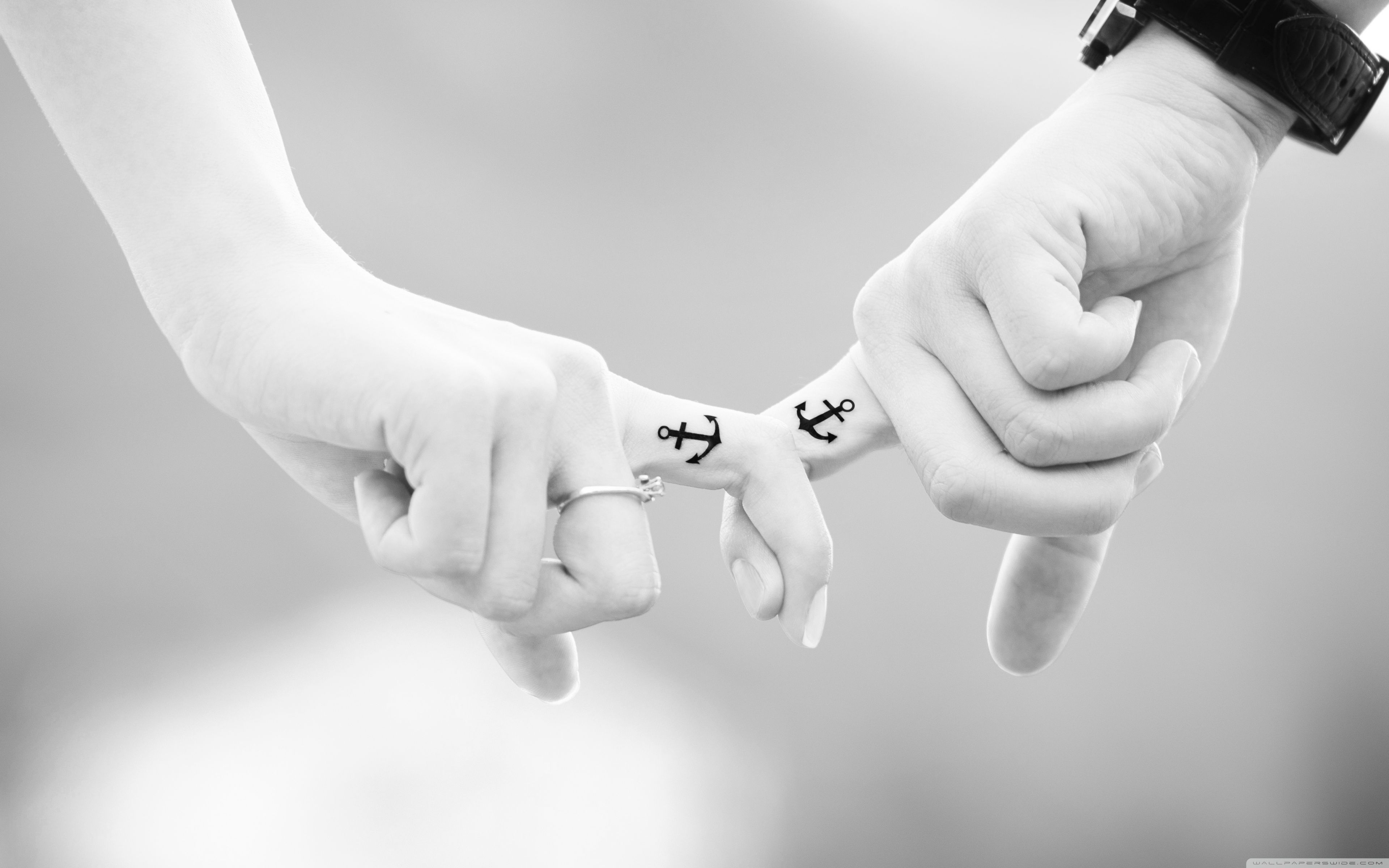 Matching Dual Wallpaper