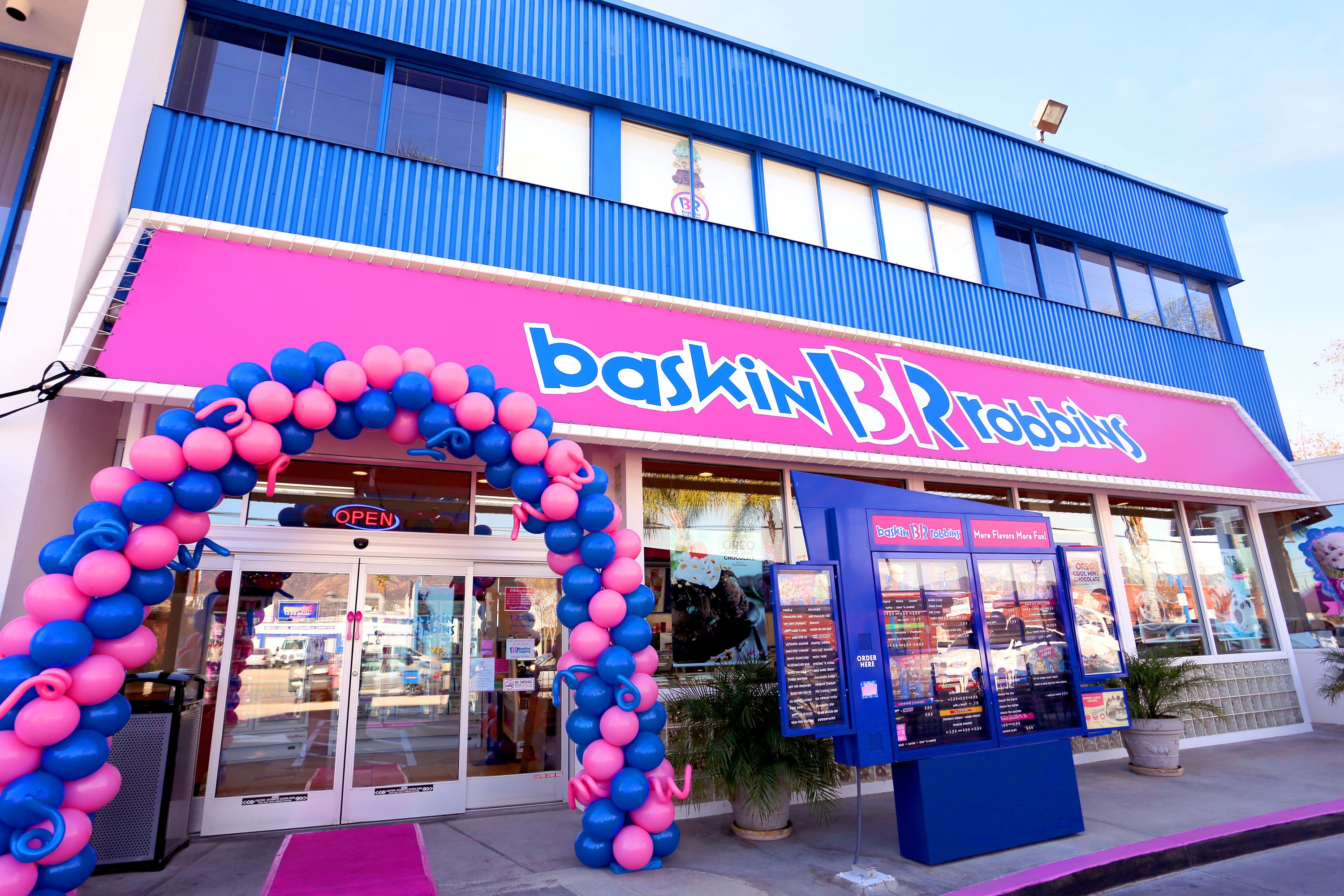 Things You Need To Know Before Eating At Baskin Robbins