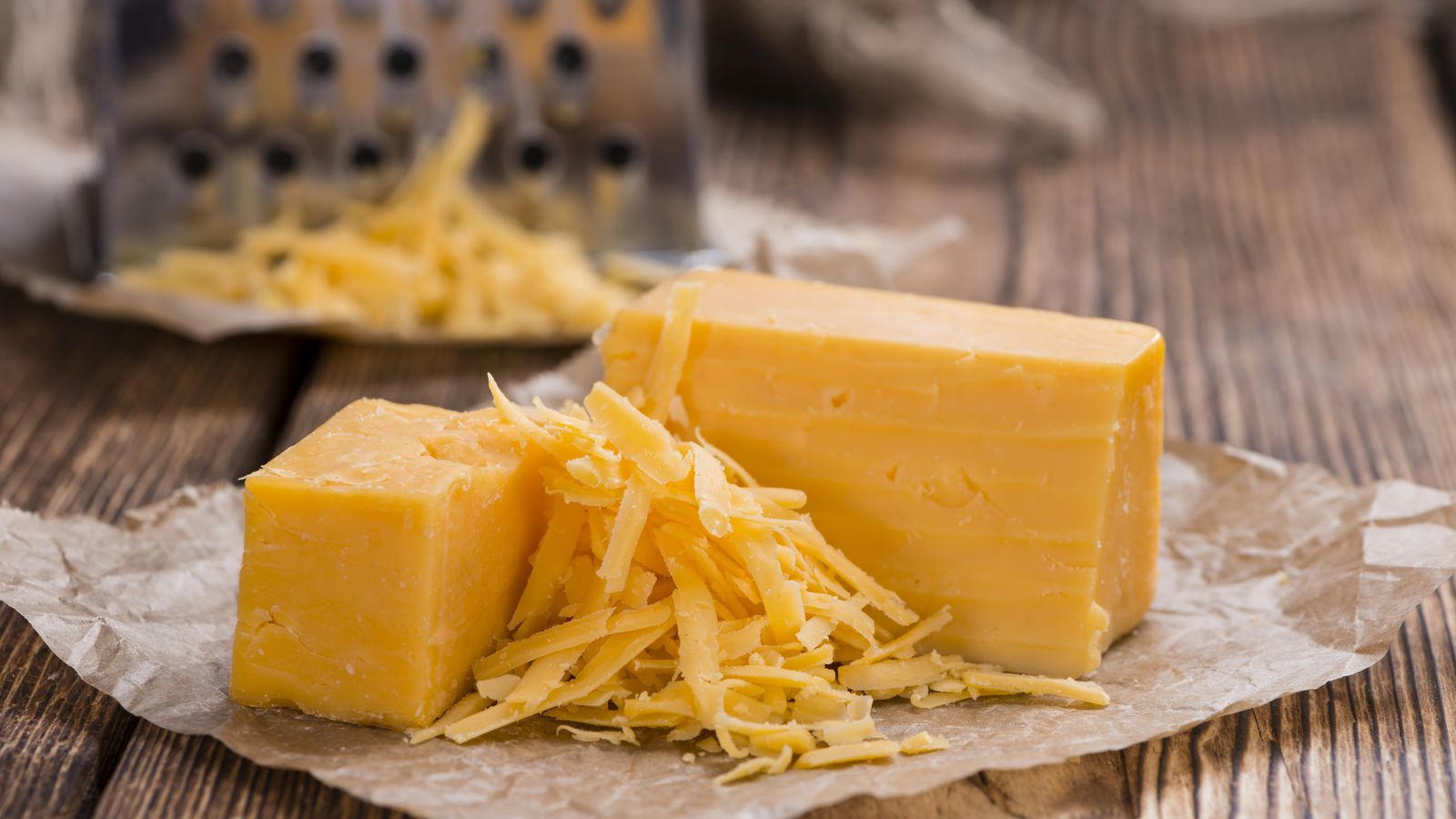 America now has 1.2 billion pounds of excess cheese