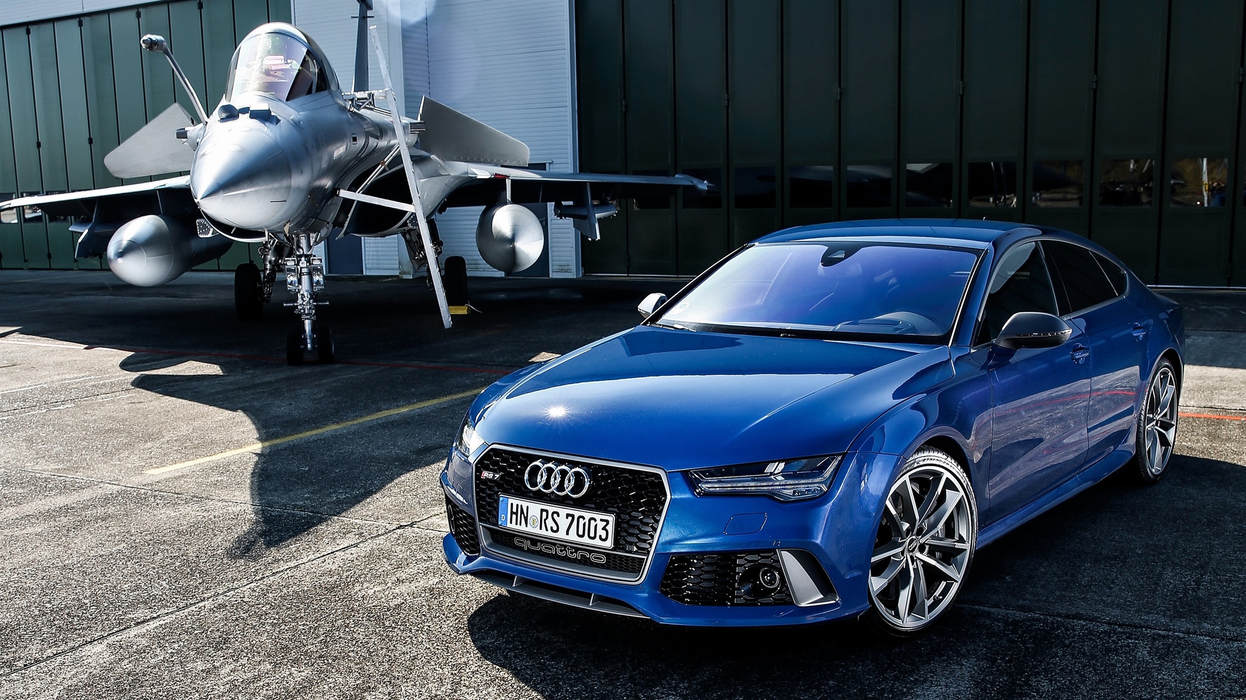Wallpaper Audi RS7 Sportback blue car and fighter 2560x1440 QHD Picture, Image