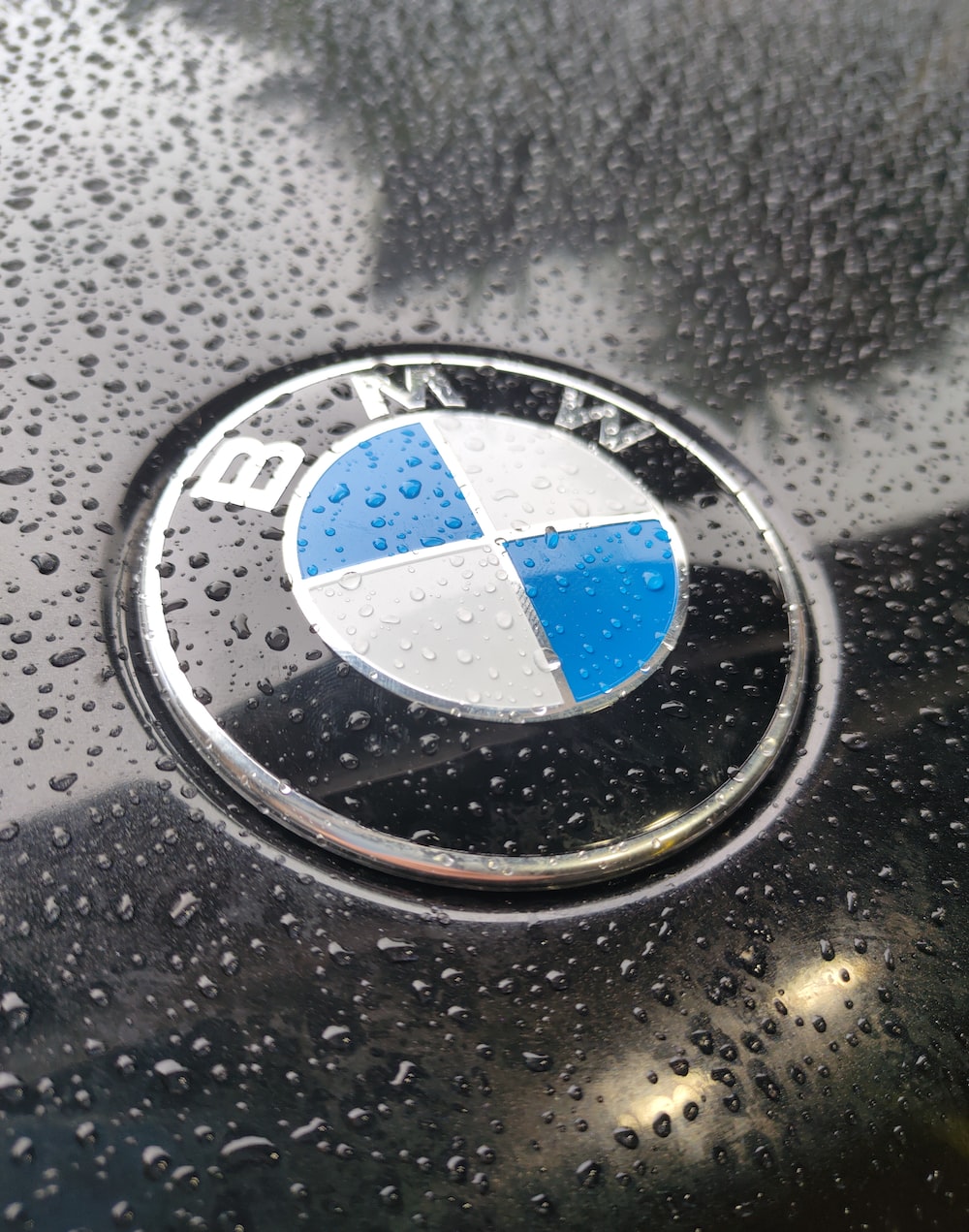 BMW symbol