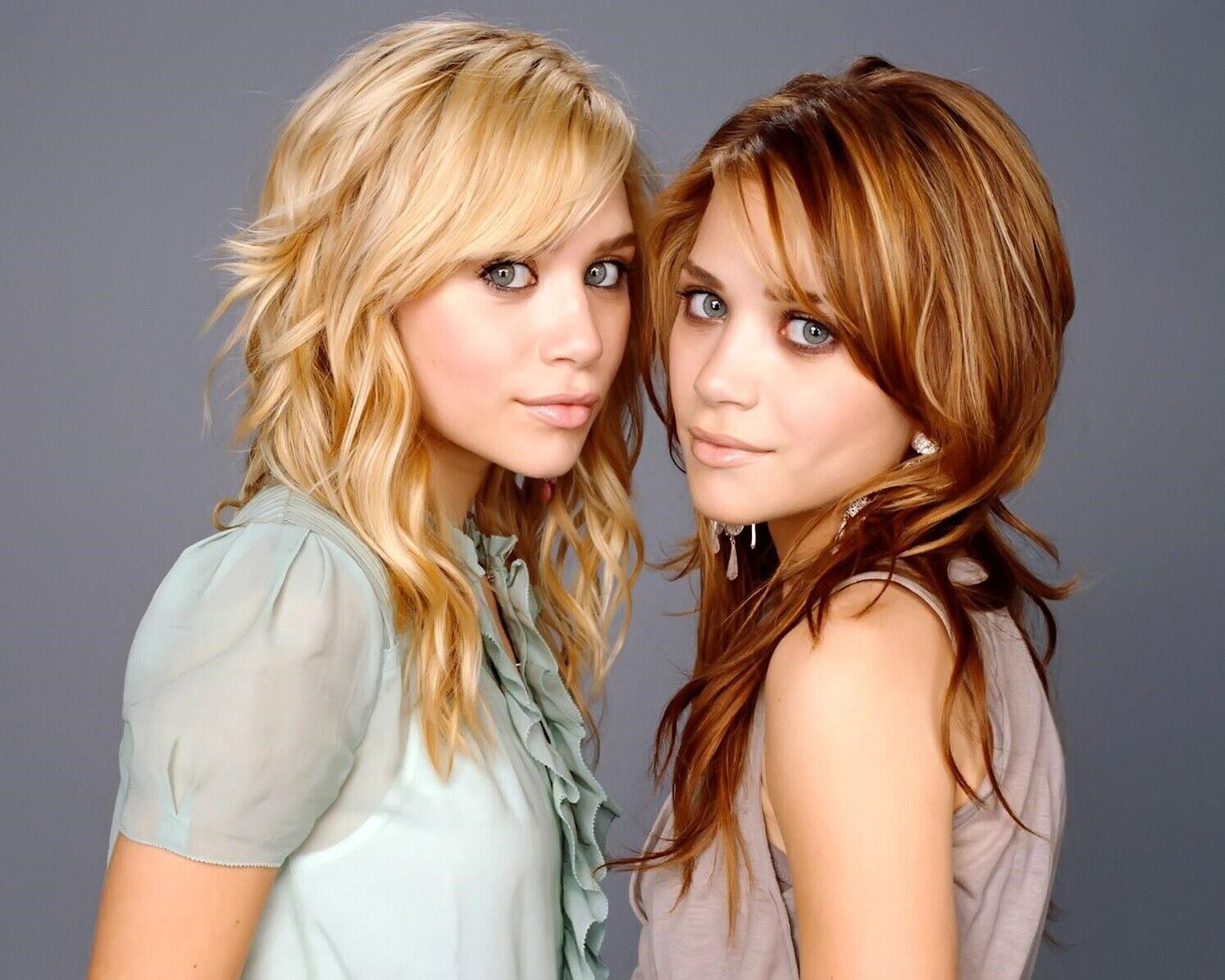 Mary Kate & Ashley Olsen / Twins 8 X 10 / 8x10 Photo Picture Image