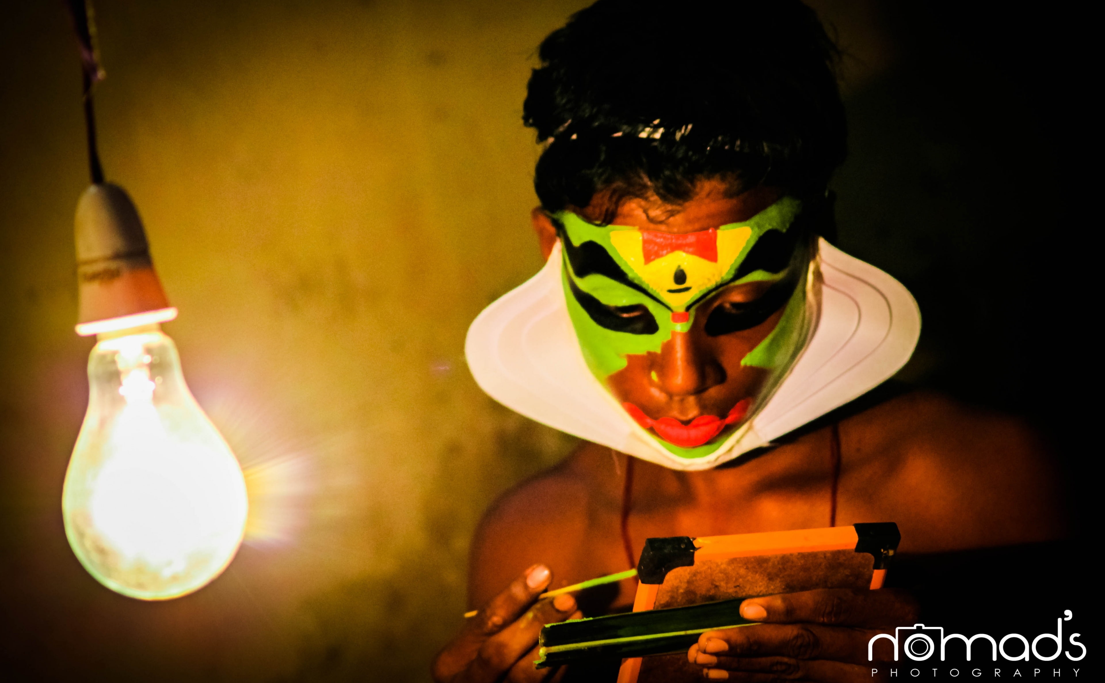 Wallpaper / kerala art forms, 4K, males, headshot, one person, green, kerala, child, fear, form, dark, art, front view, Vintage, kathakali, indoors, disguise, men free download