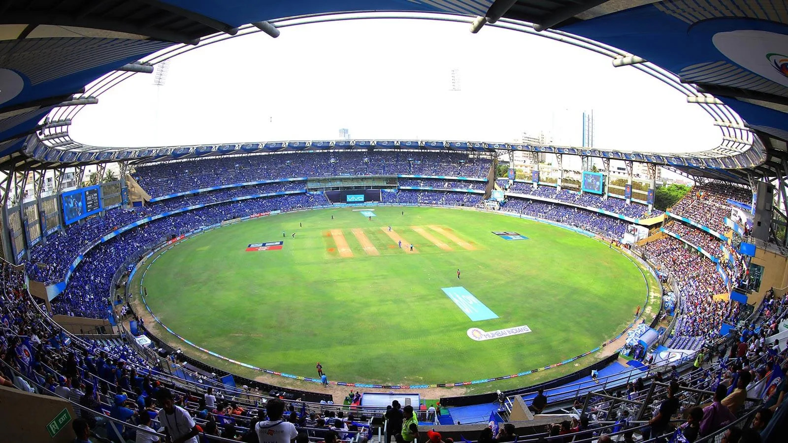 Wankhede Stadium Mumbai: IPL records and pitch report