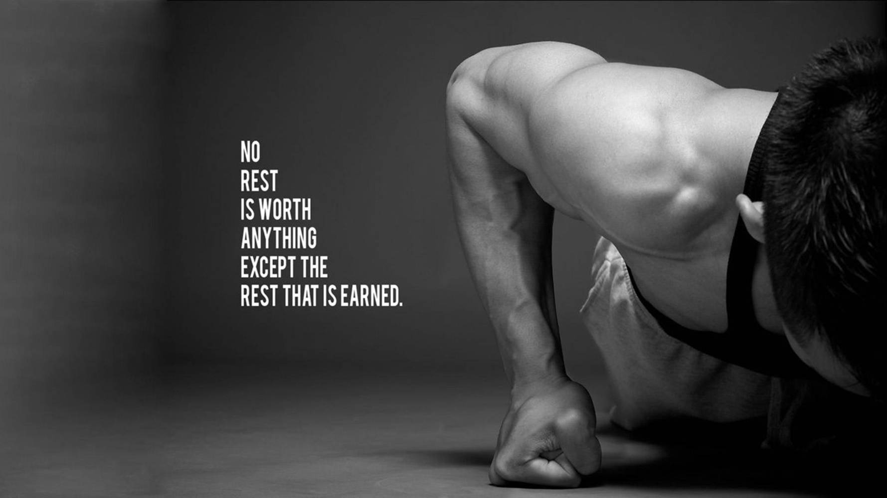 Download Cool Men Working Out Motivational Quote Wallpaper