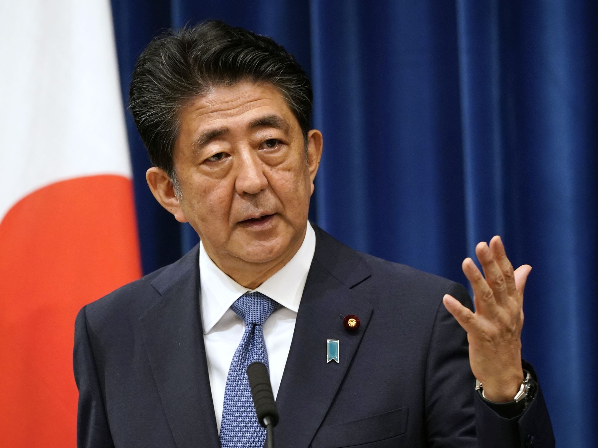 Shinzo Abe, former Japanese leader, dies after being shot