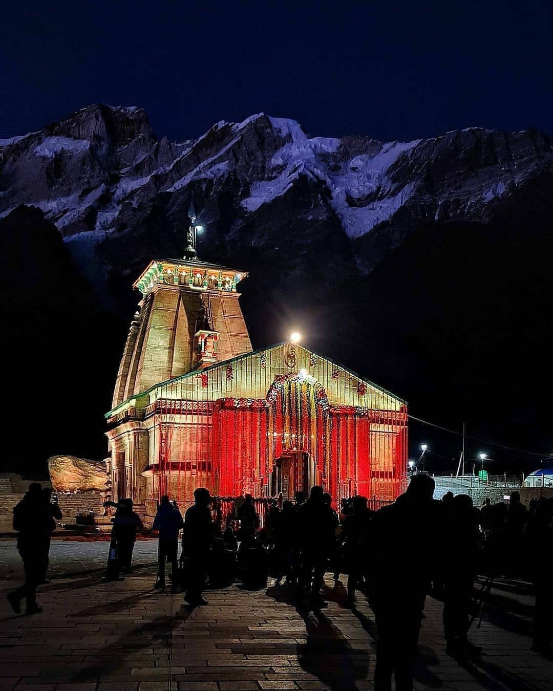 Kedarnath night view. Temple photography, Temple picture, Photo background image