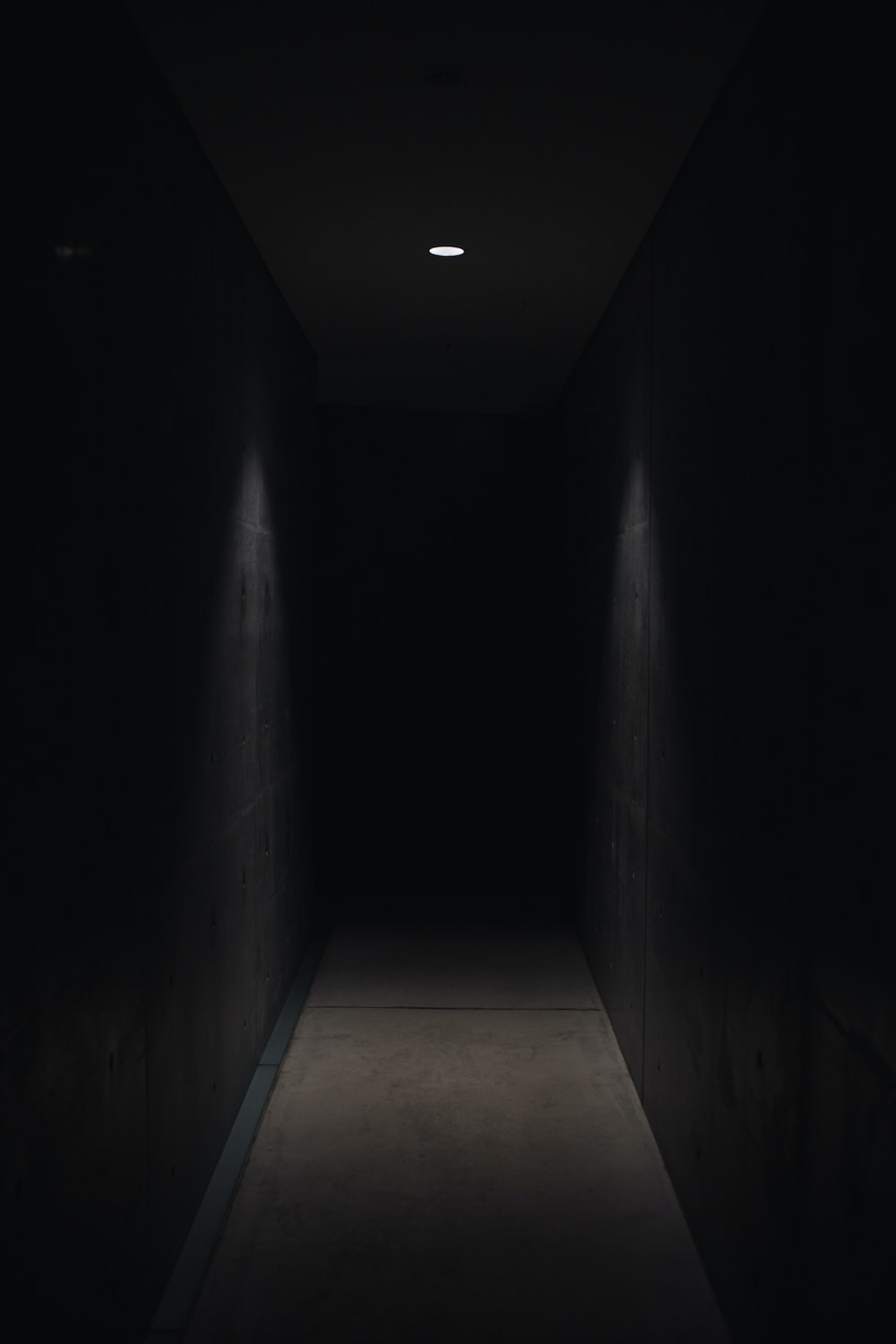 Creepy Hallway Picture. Download Free Image