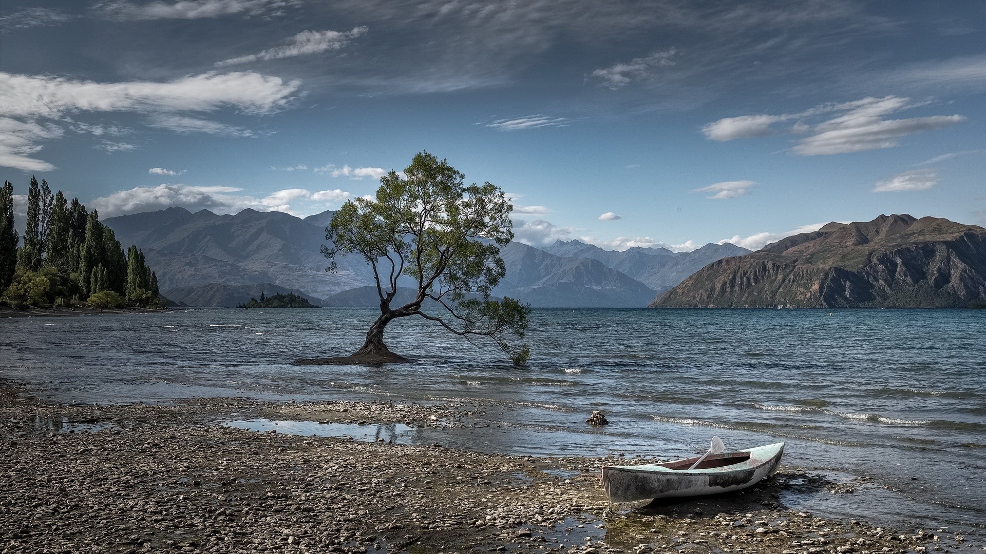 Wallpaper / water, nature, boat, mountains, Lake Wanaka, New Zealand free download
