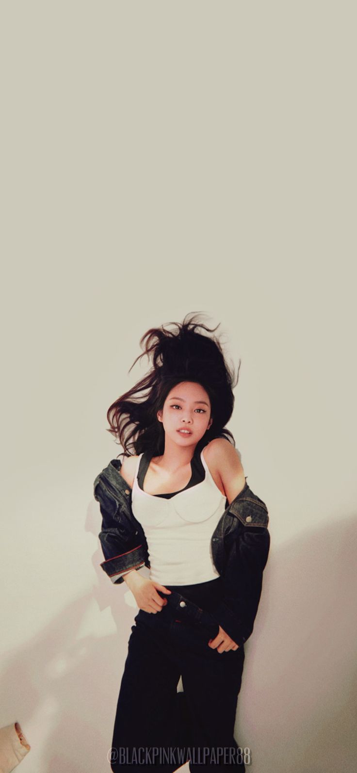 JENNIE CALVIN KLEIN WALLPAPERS. Jennie calvin klein, Calvin klein wallpaper, Calvin klein