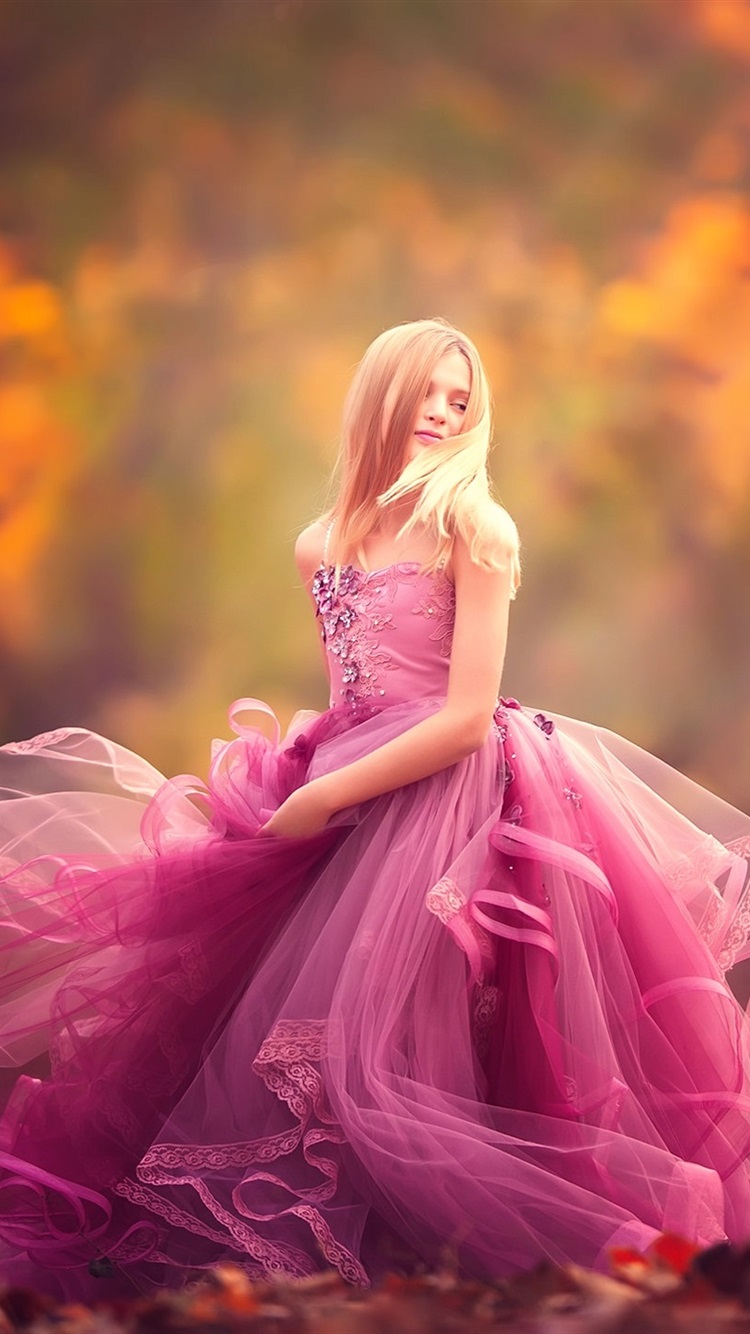 Wallpaper Purple dress little girl dance 1920x1440 HD Picture, Image