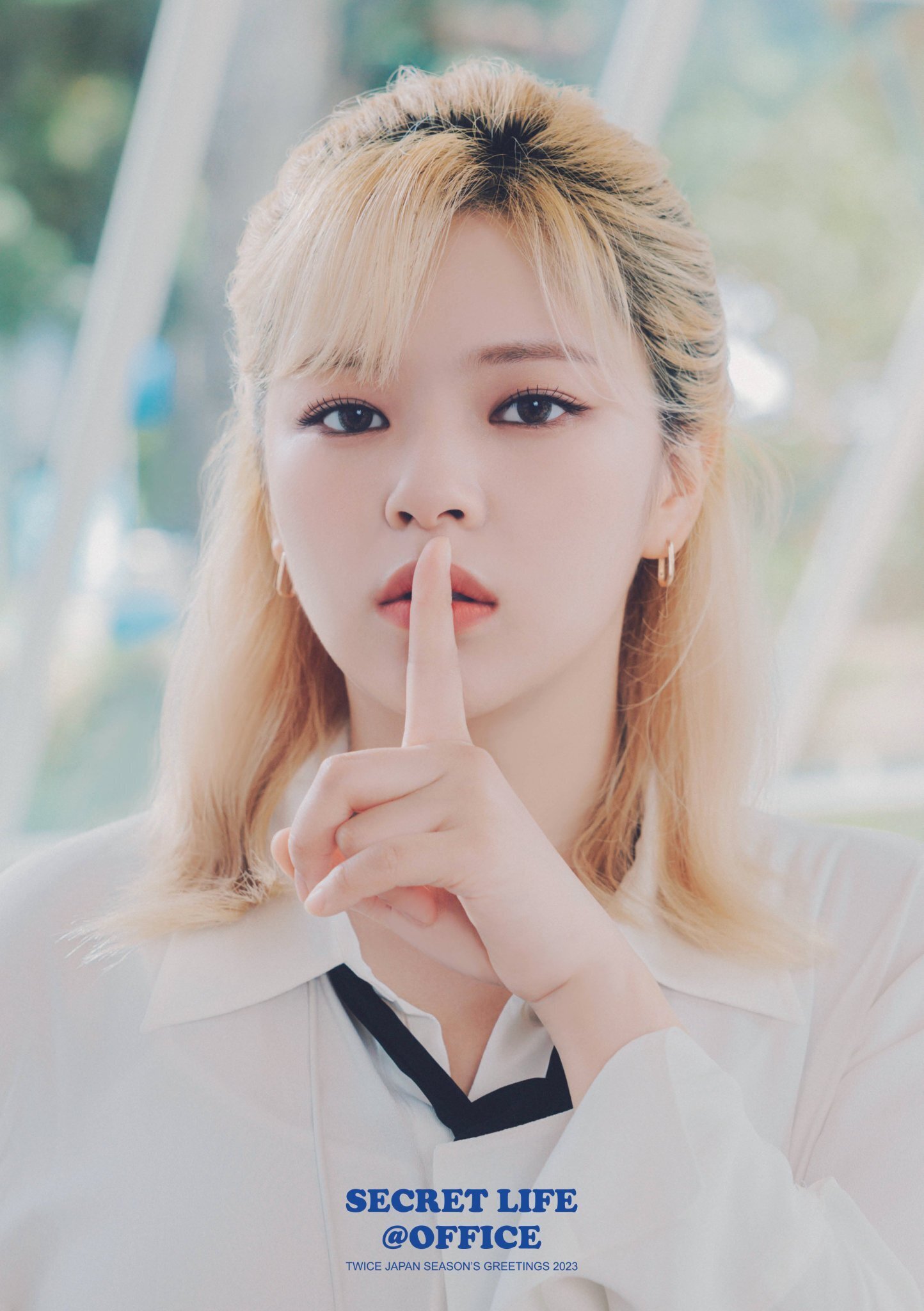 TWICE's Greetings 2023 'Secret Life & Concept Photo