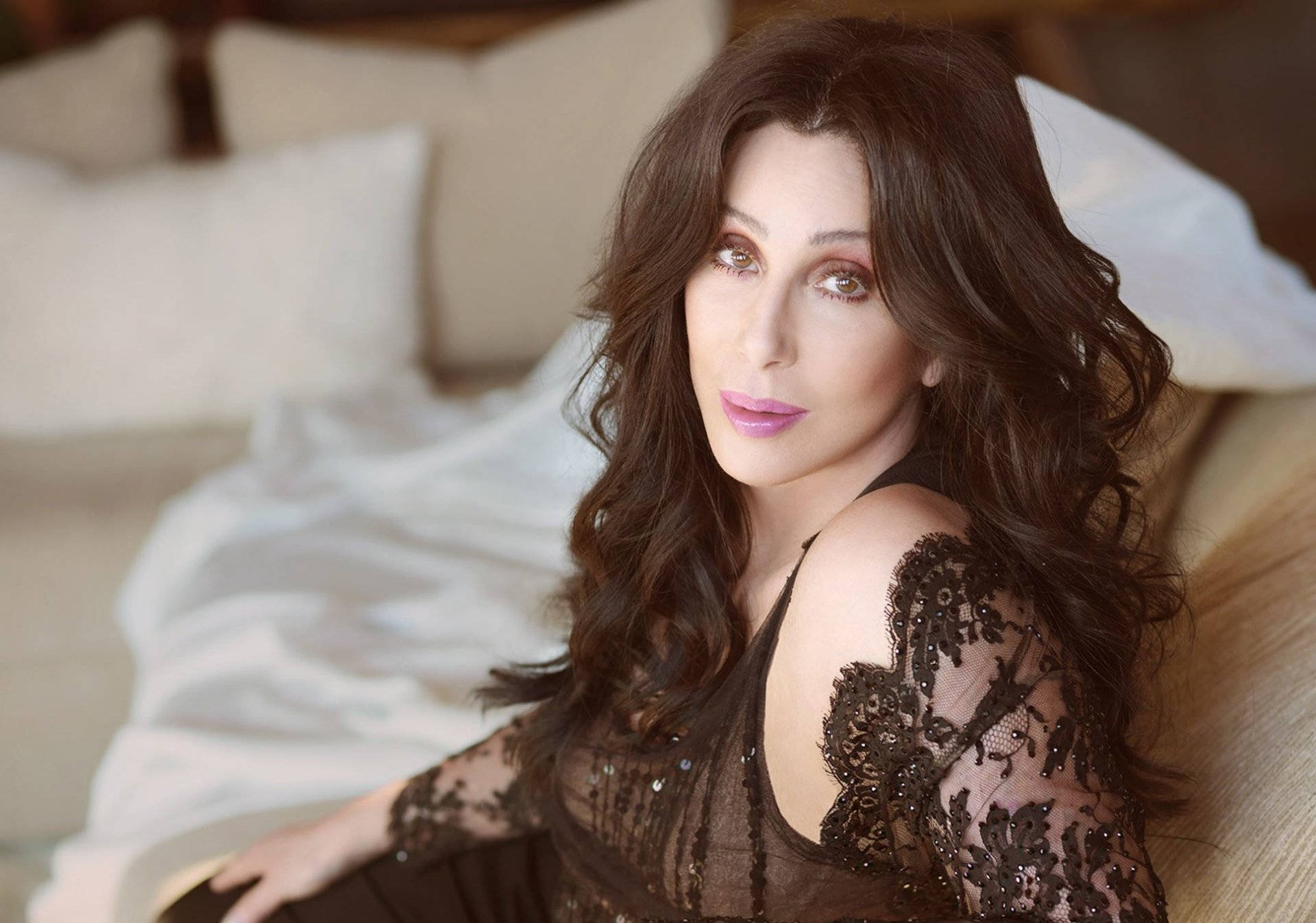 Cher Wallpaper for FREE