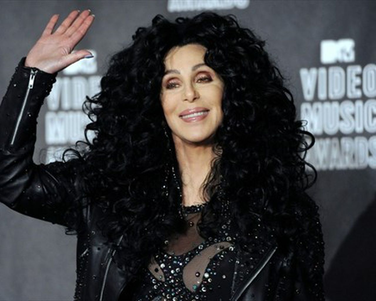 Cher's a verbal gender bender
