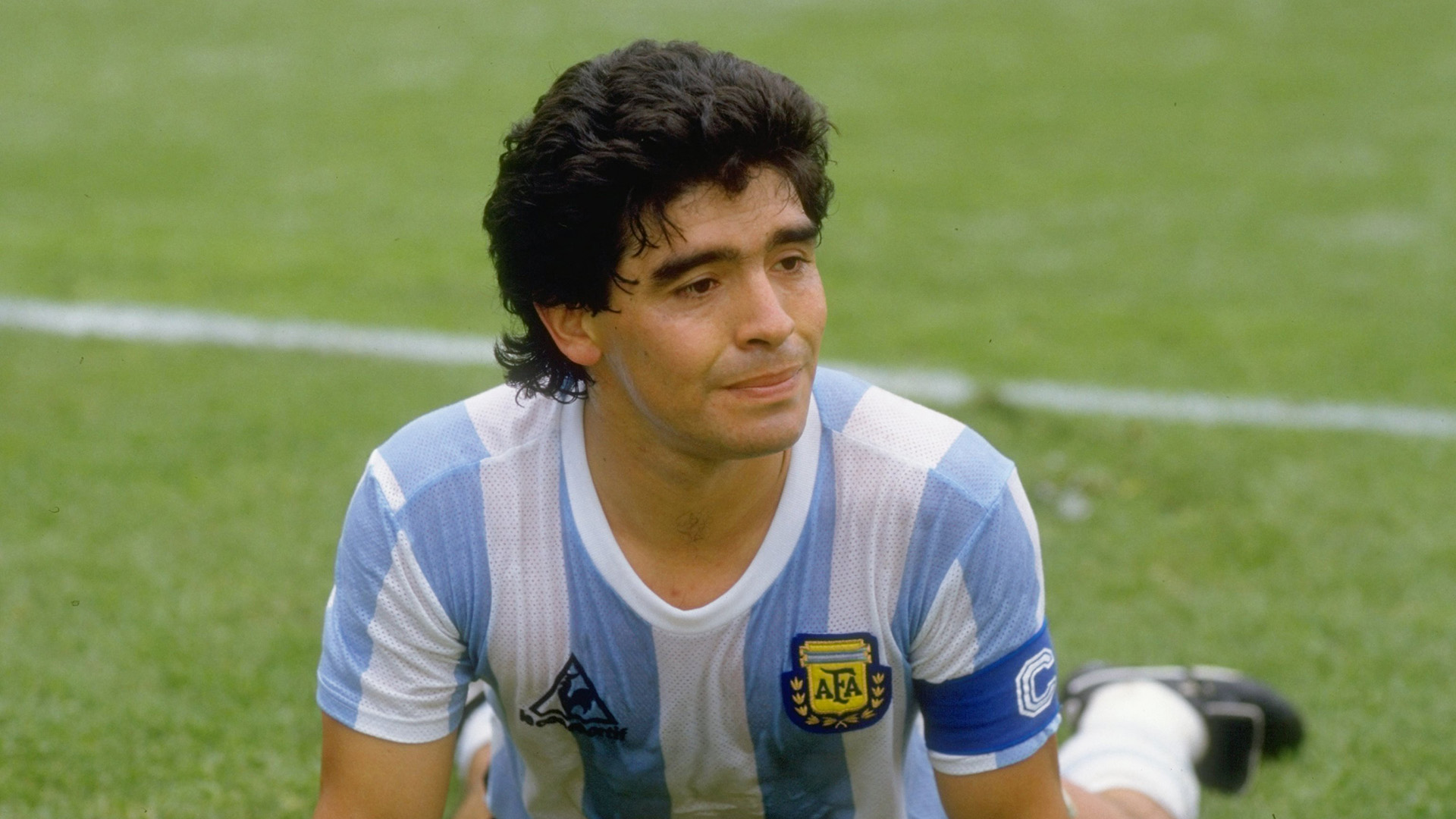 Diego Armando Maradona HD Wallpaper and Background