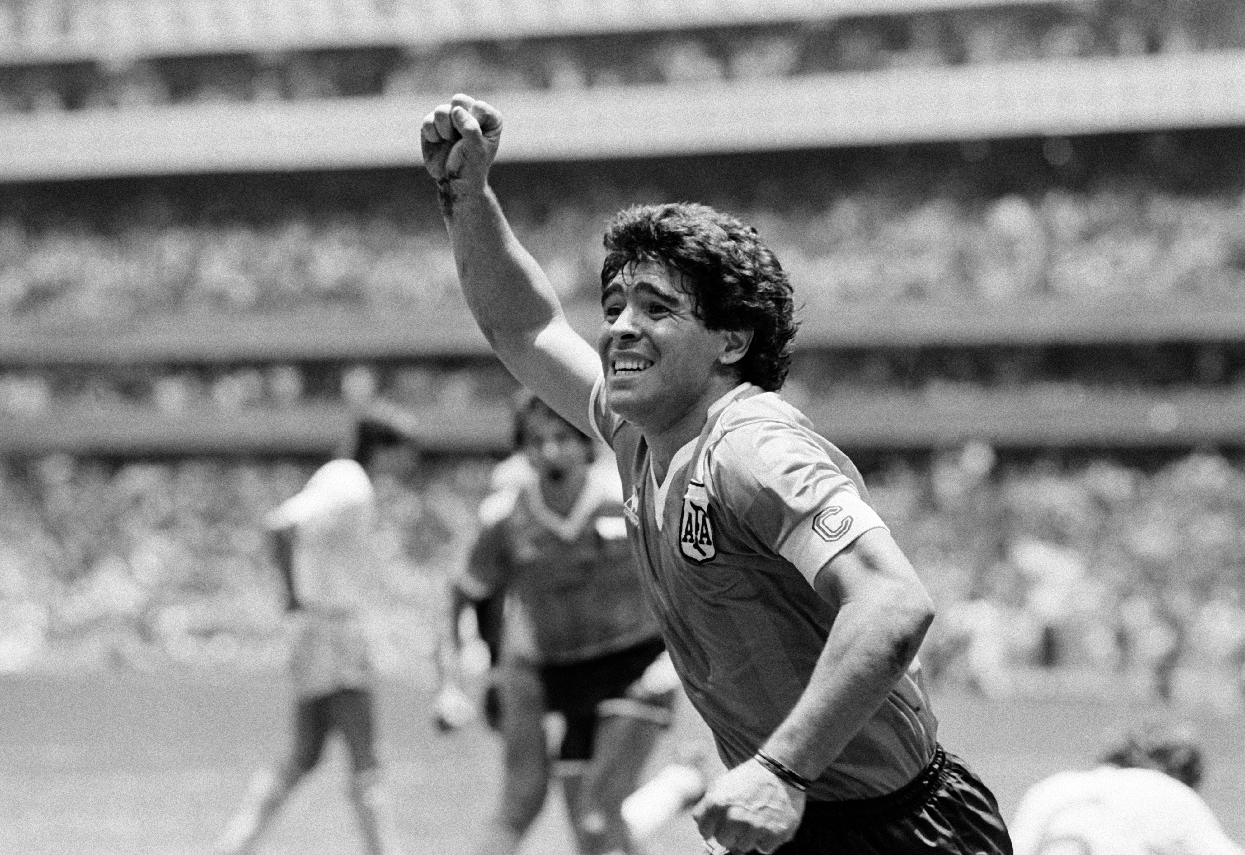 Diego Maradona: image of a unique career