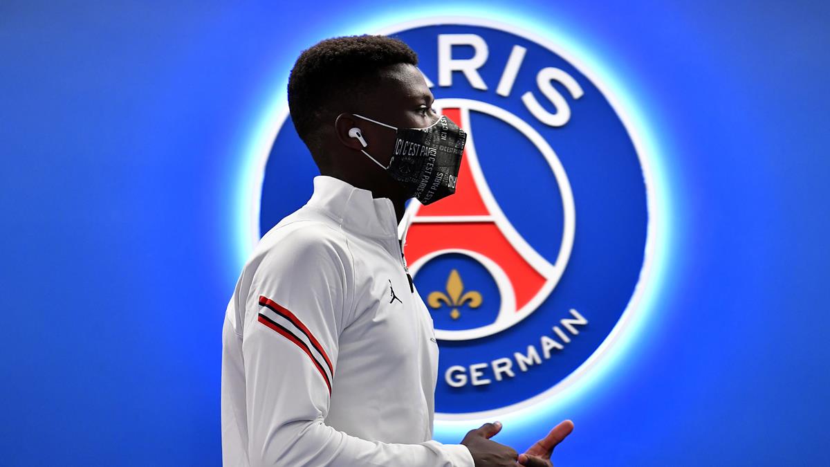 Slideshow: Nuno Mendes And Paris Saint Germain 2021 2022. Paris Saint Germain