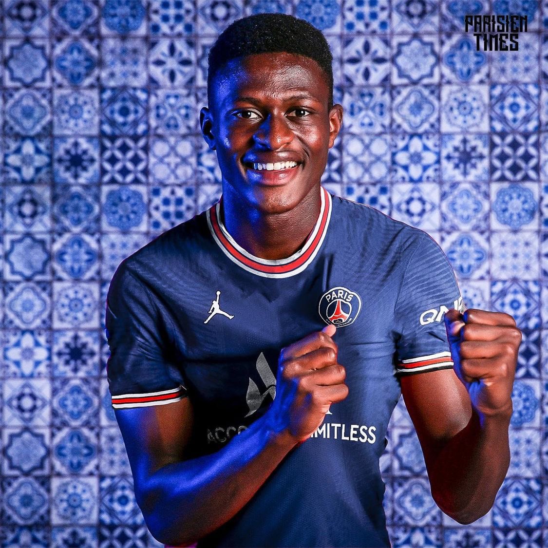 PSGhub en Twitter: Nuno Mendes to PSG. HERE WE GO