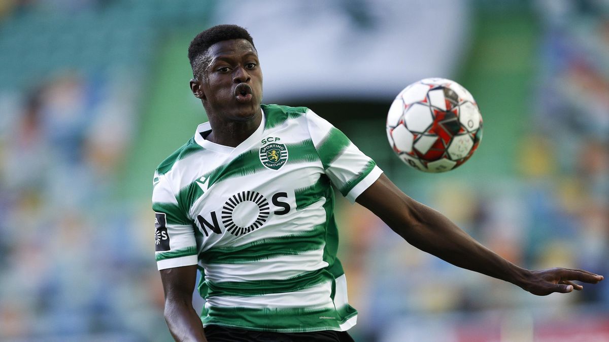 Manchester United, Arsenal and Liverpool battle Juventus and Milan for Nuno Mendes